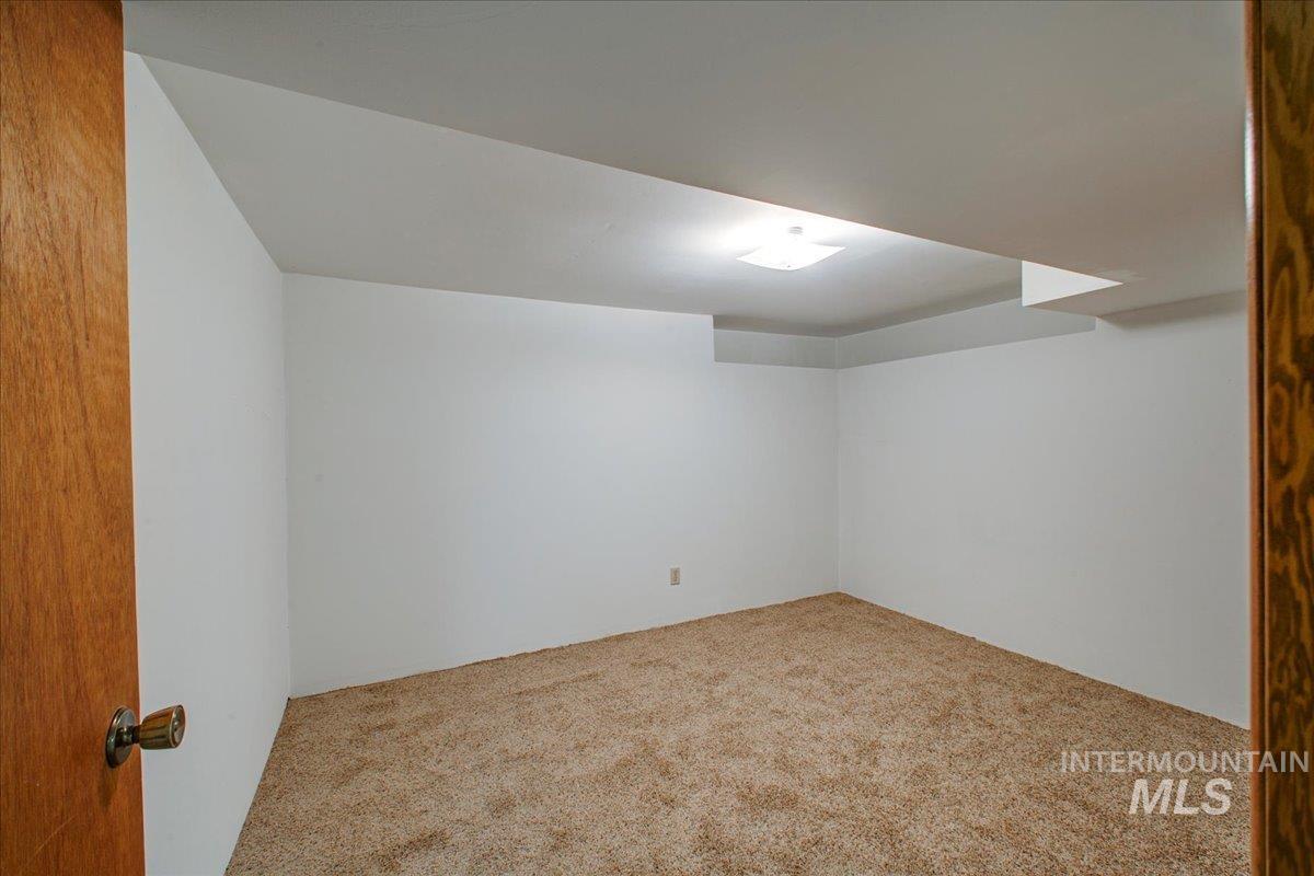 2224 4th St S Property Photo 23