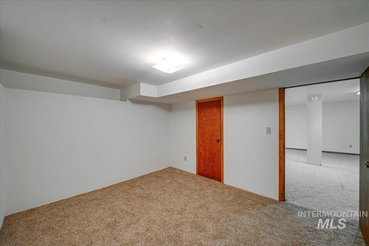 2224 4th St S Property Photo 24