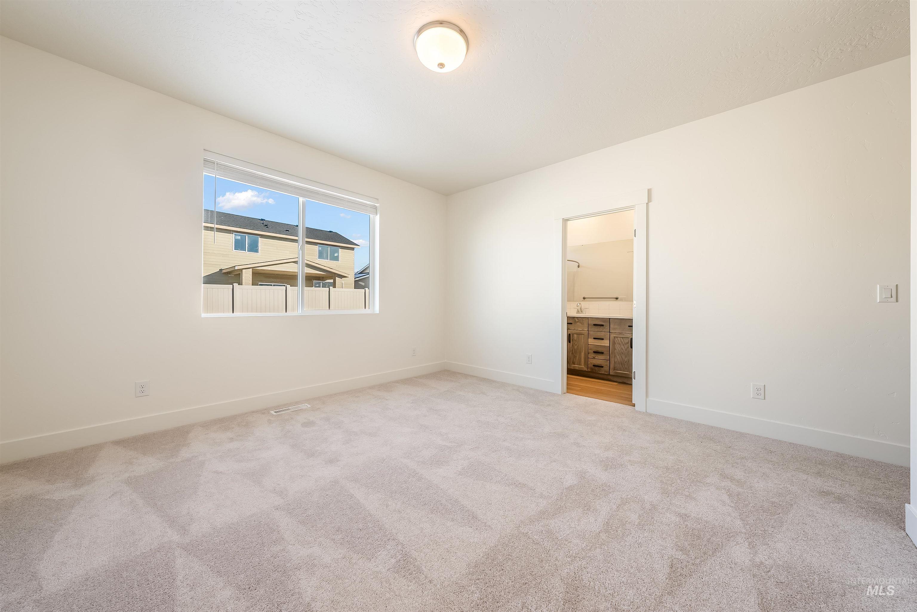 12490 W Pine Grass St Property Photo 16