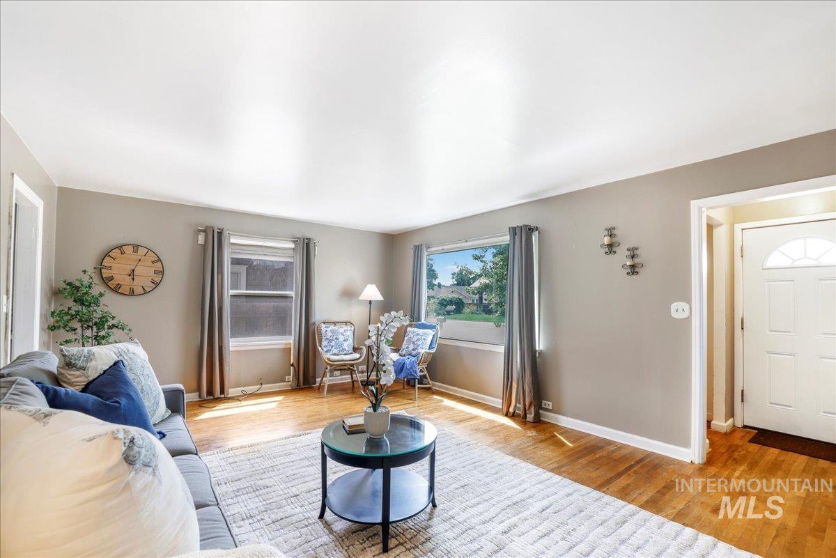 818 H Street Property Photo 1