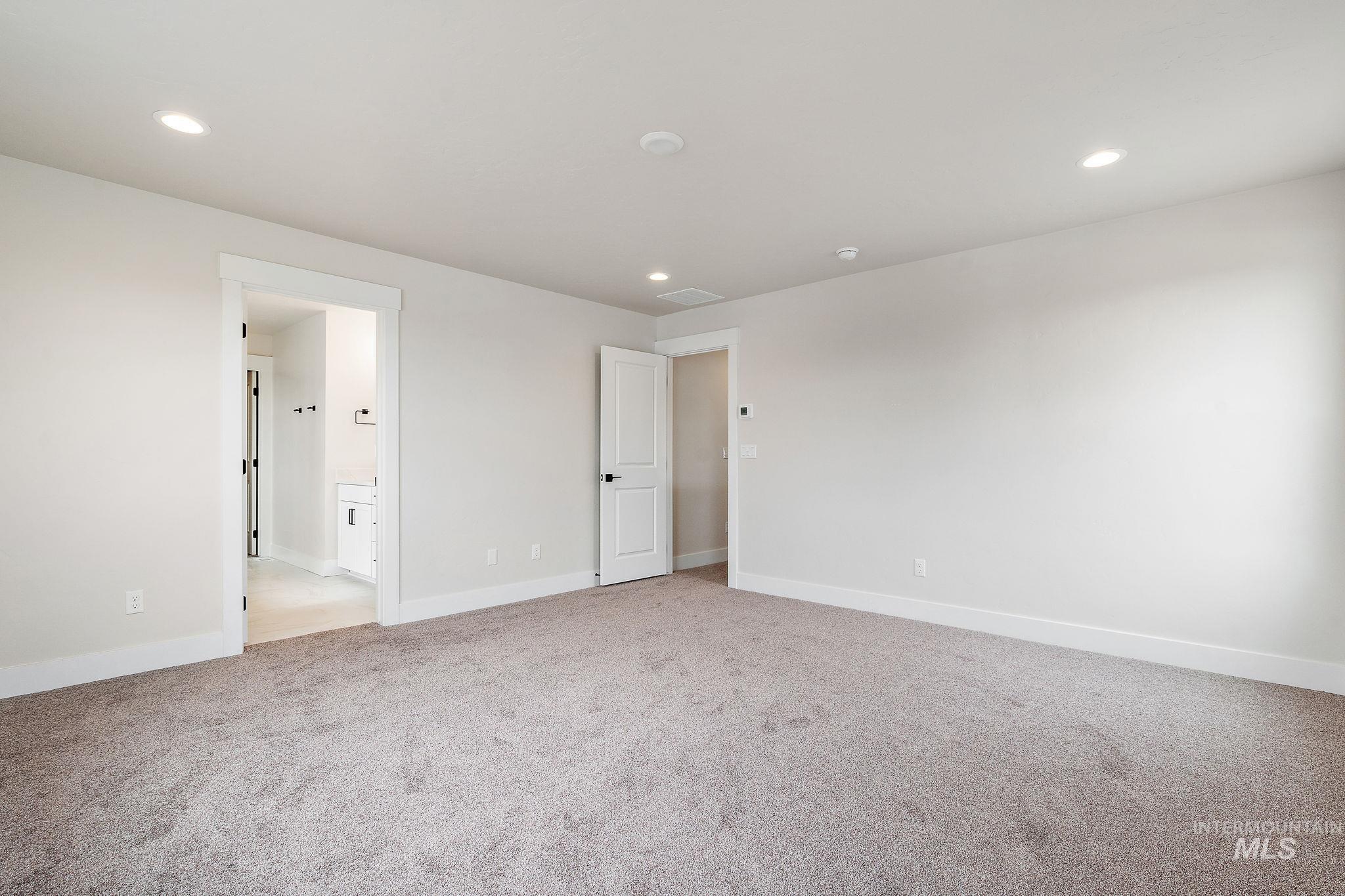 614 W Contender Dr Property Photo 15