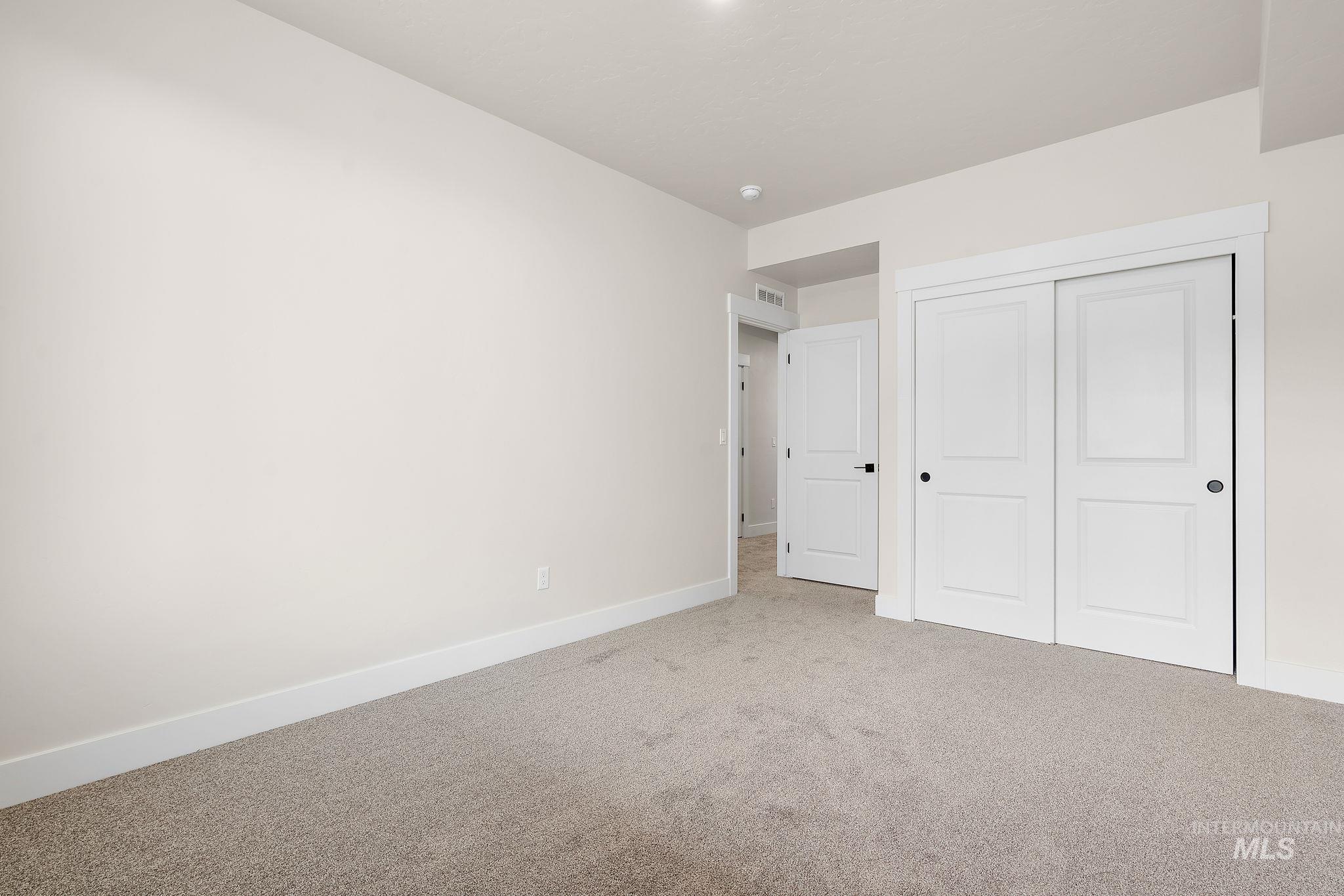 614 W Contender Dr Property Photo 44