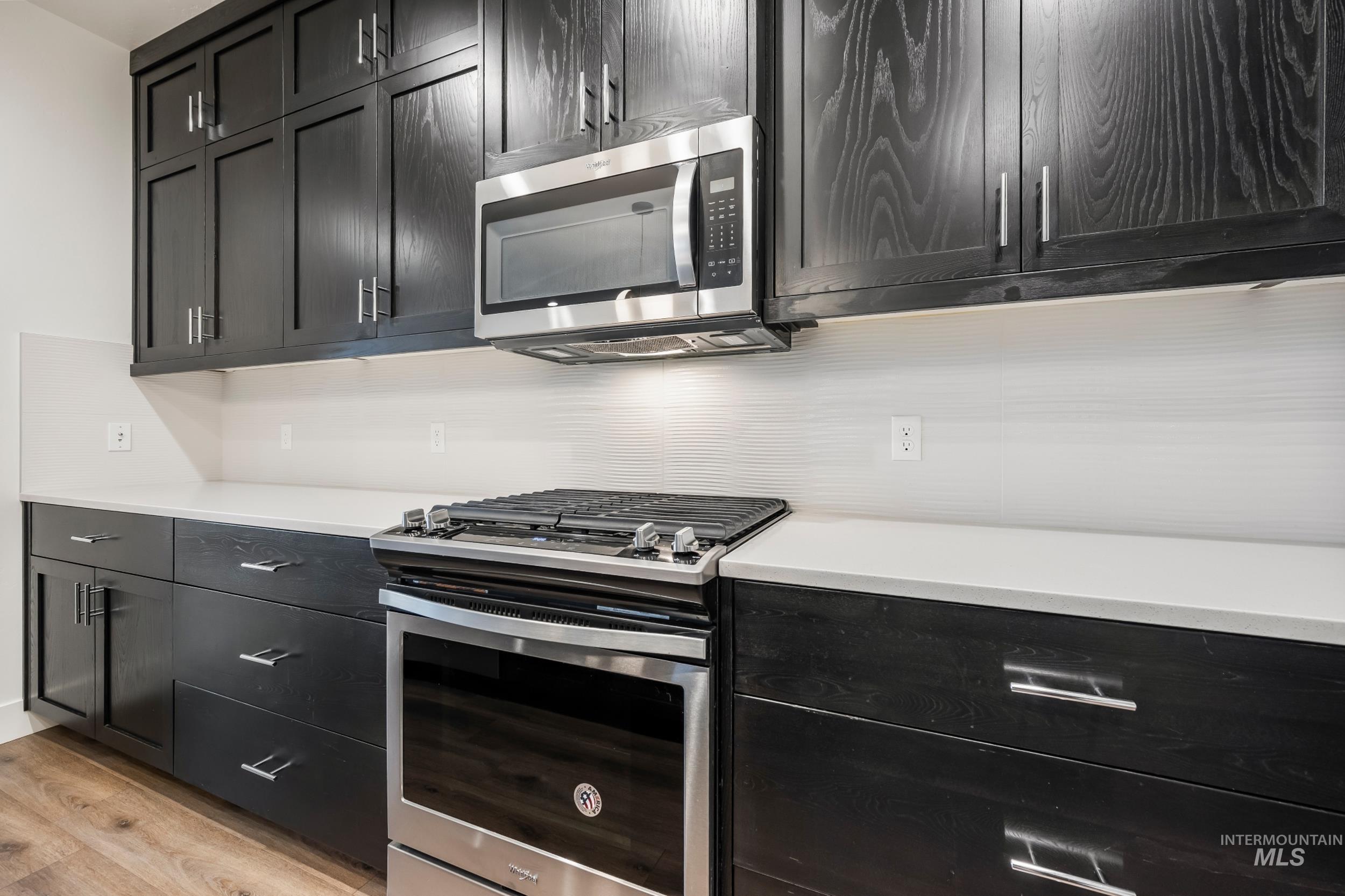 2039 E Presidential Property Photo 5