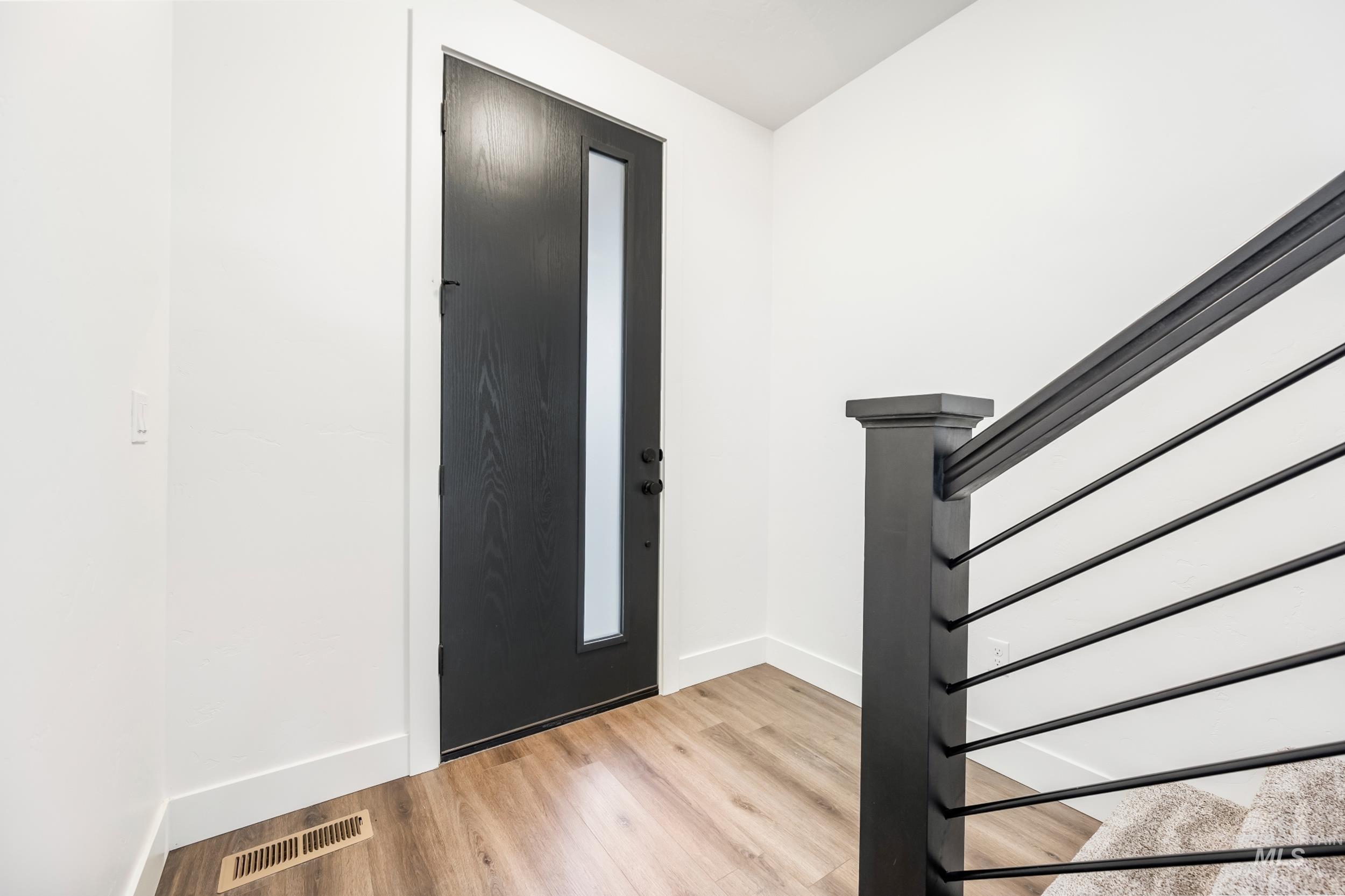 2039 E Presidential Property Photo 23