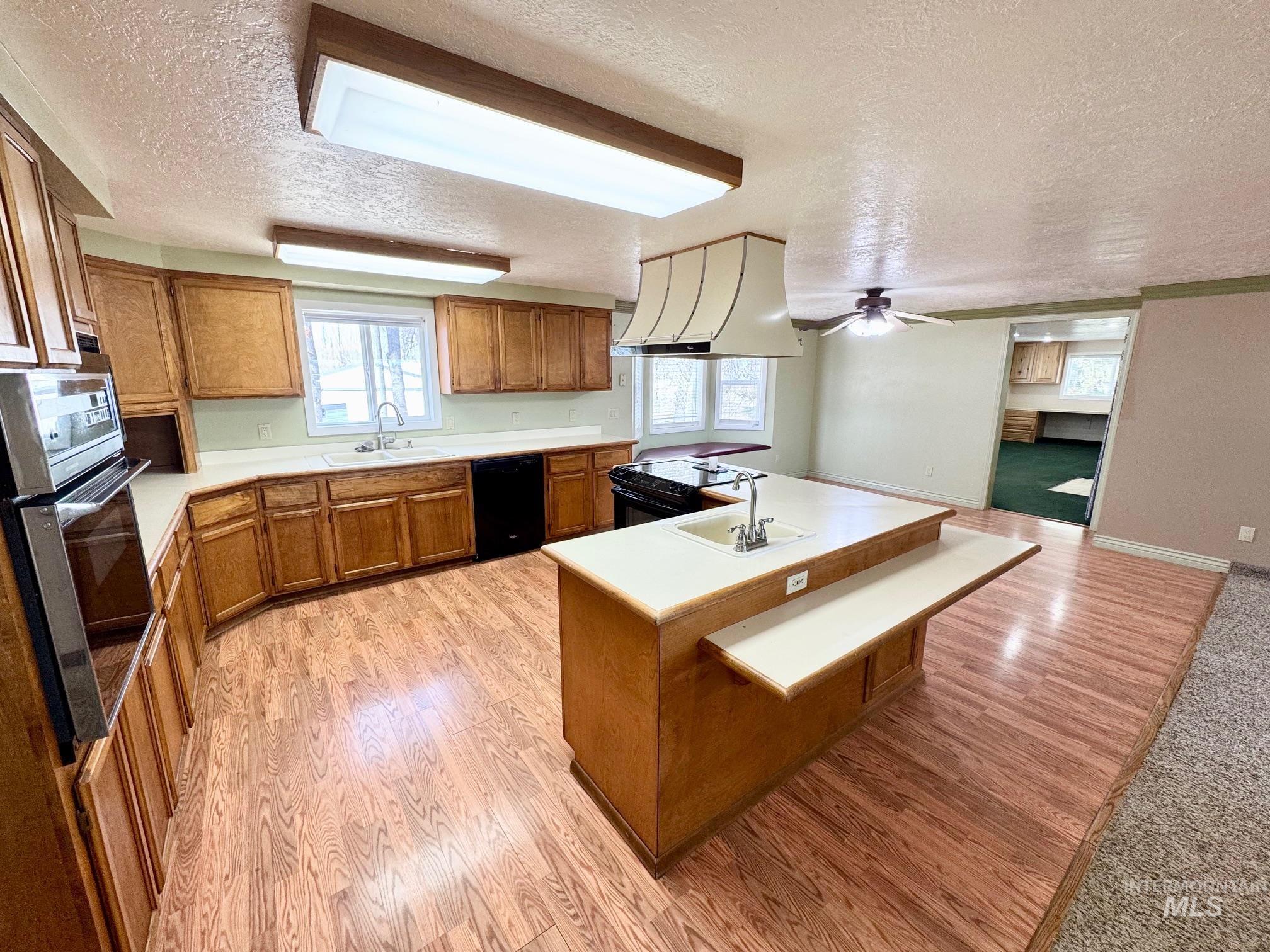 267 N 100 W Property Photo 8