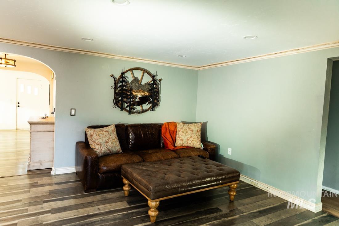 3913 W Nez Perce Property Photo 6