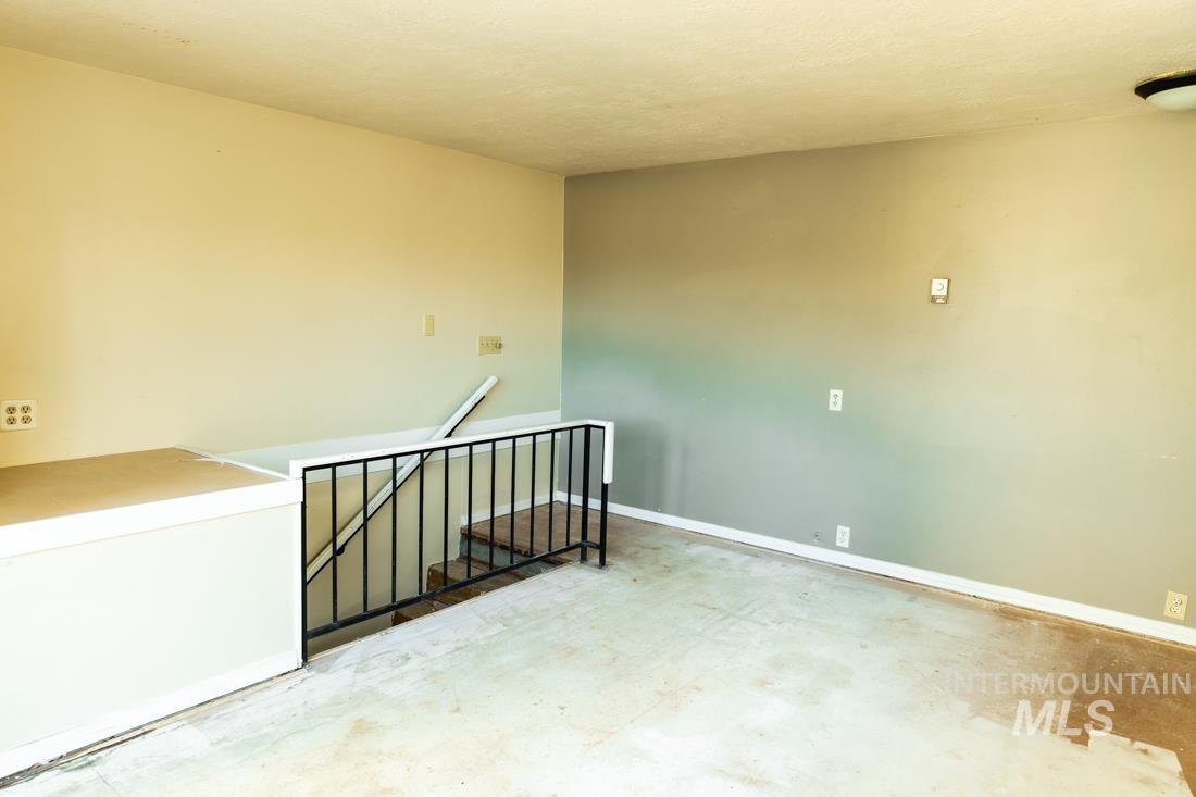 3913 W Nez Perce Property Photo 16