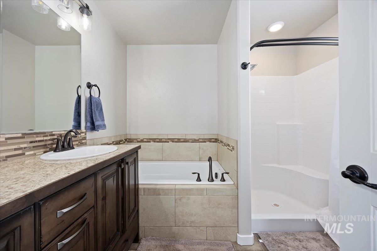 867 W 475 Ln S Property Photo 18