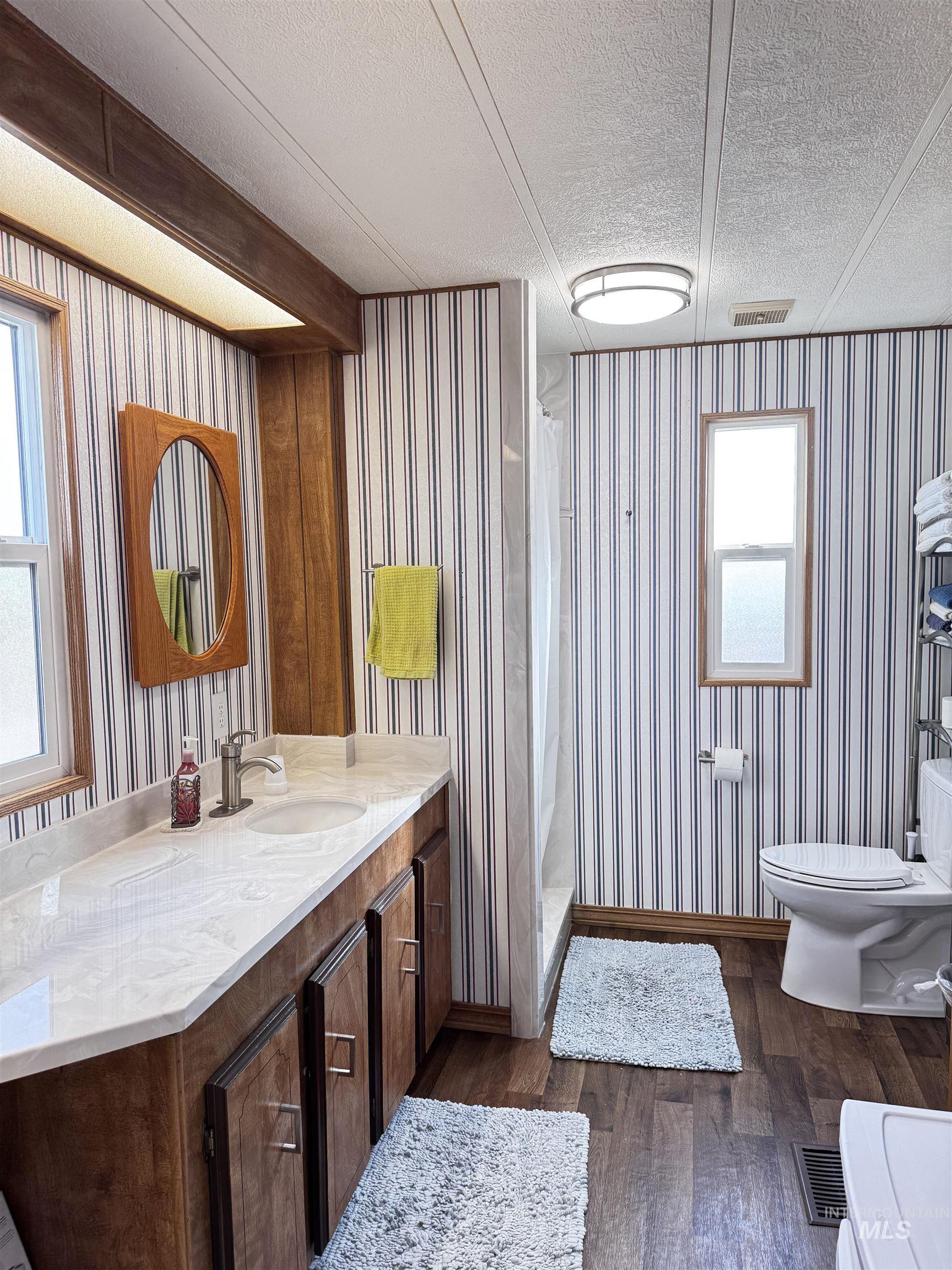 1414 Parke View Property Photo 12