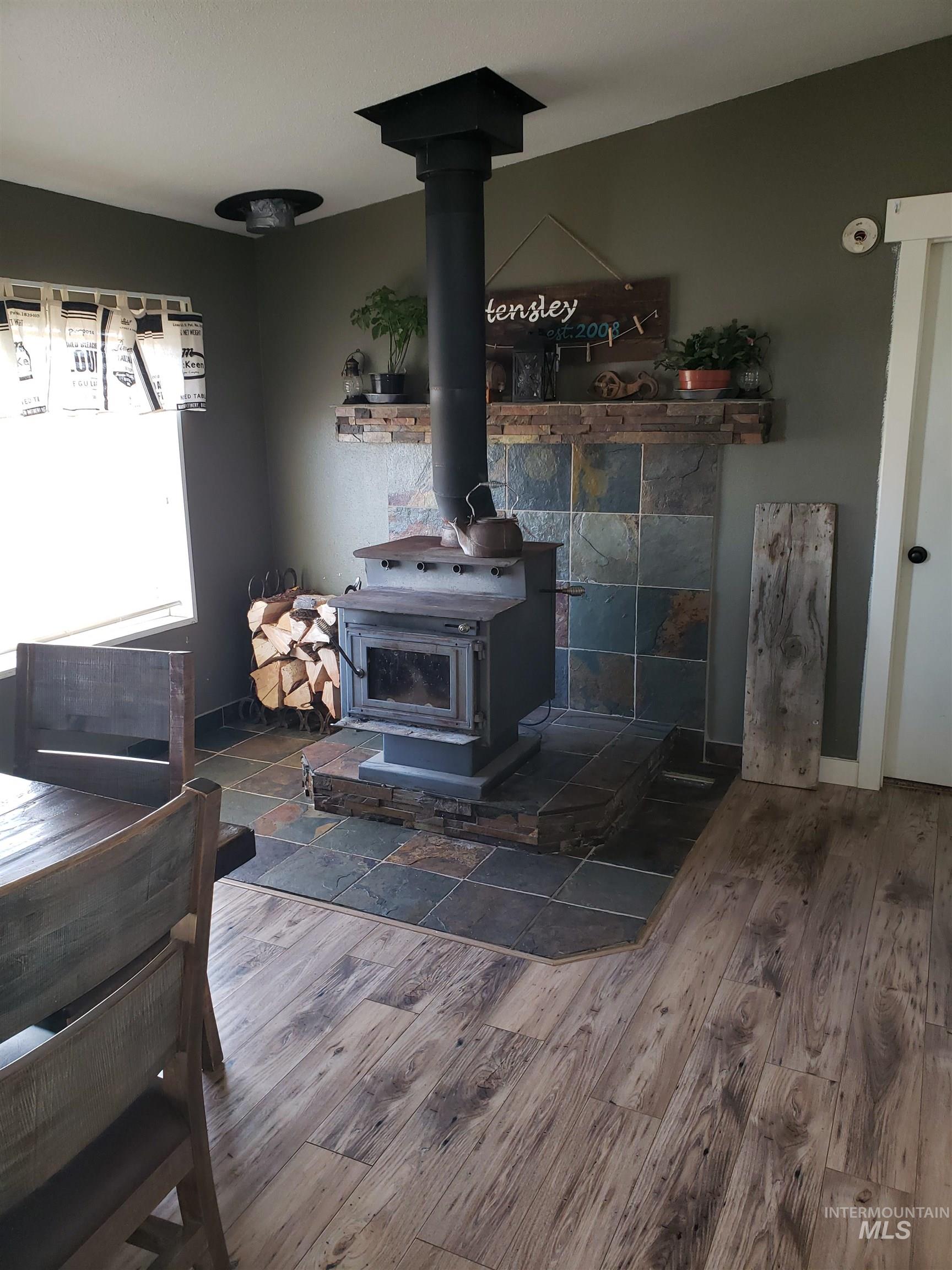 2015 Cow Creek Rd. Property Photo 7