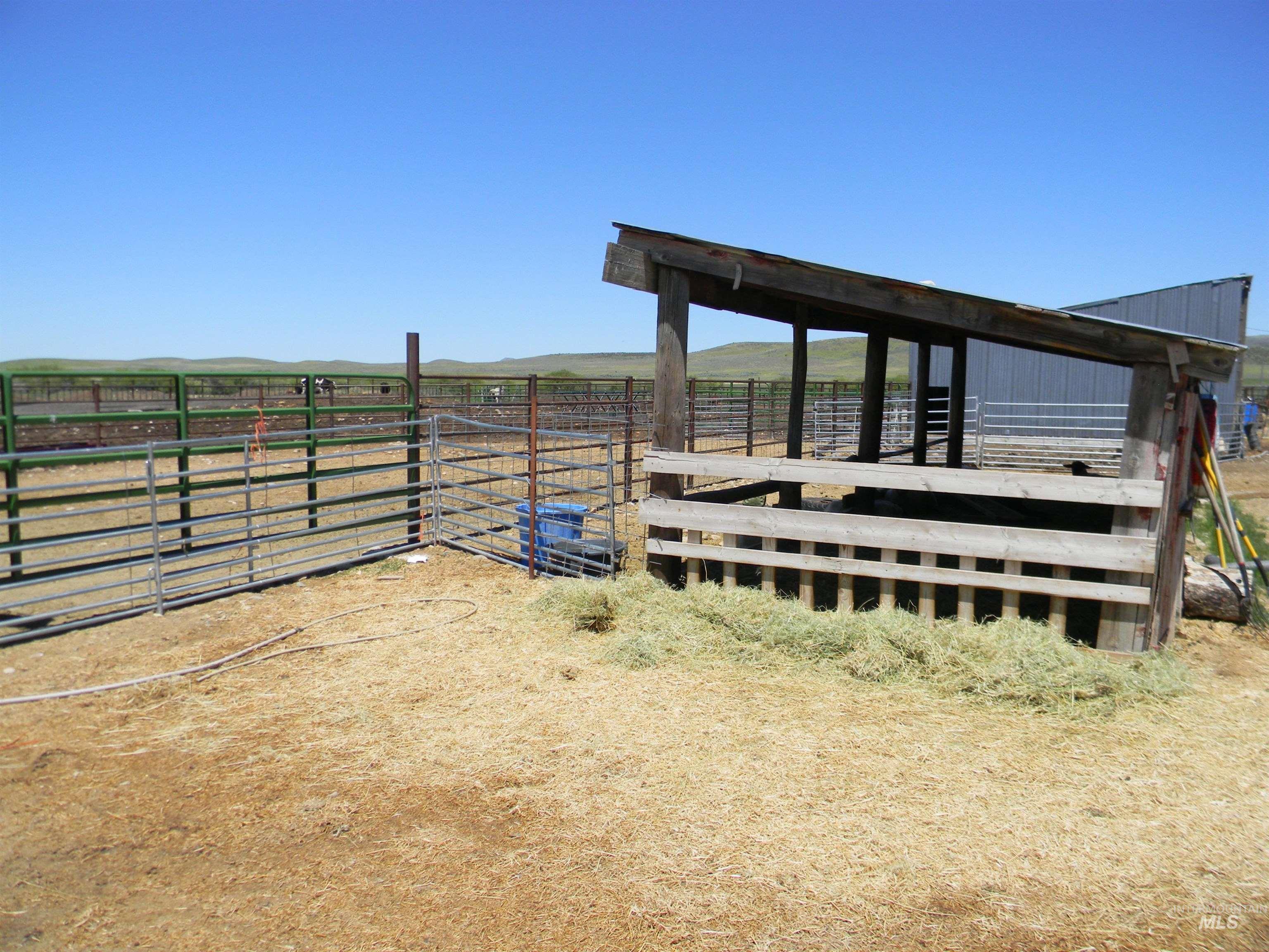 2015 Cow Creek Rd. Property Photo 11