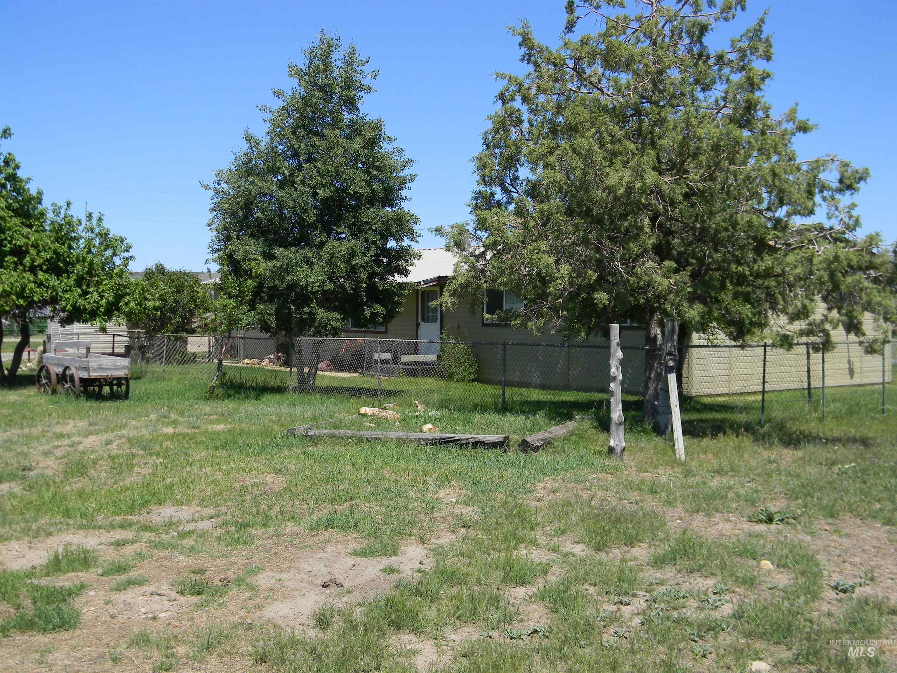 2015 Cow Creek Rd. Property Photo 17