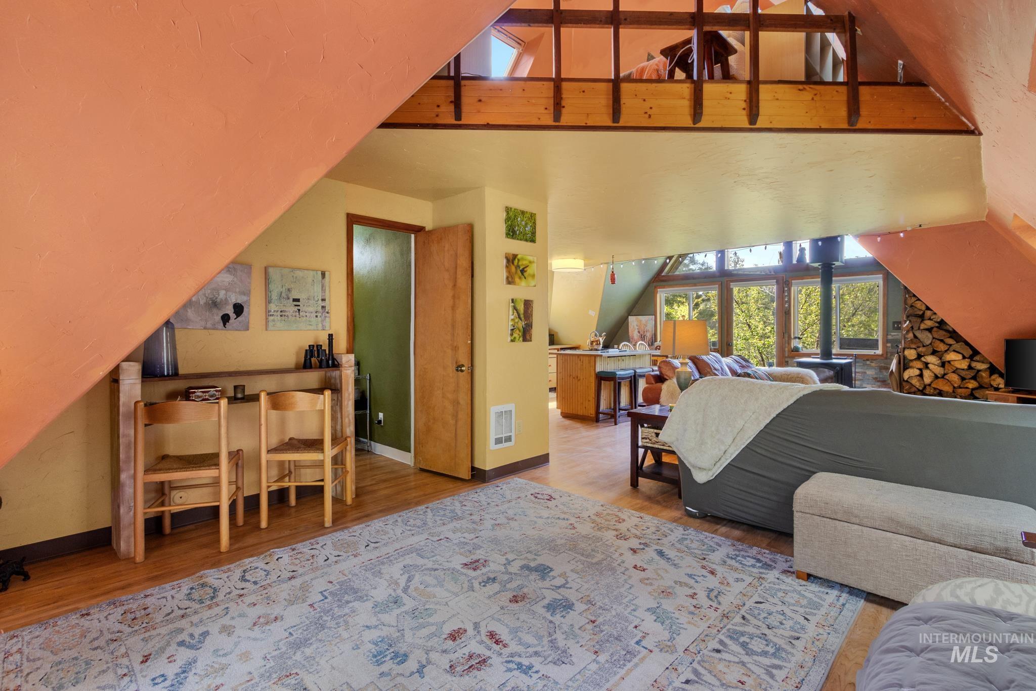 25 Park Lane Property Photo 16