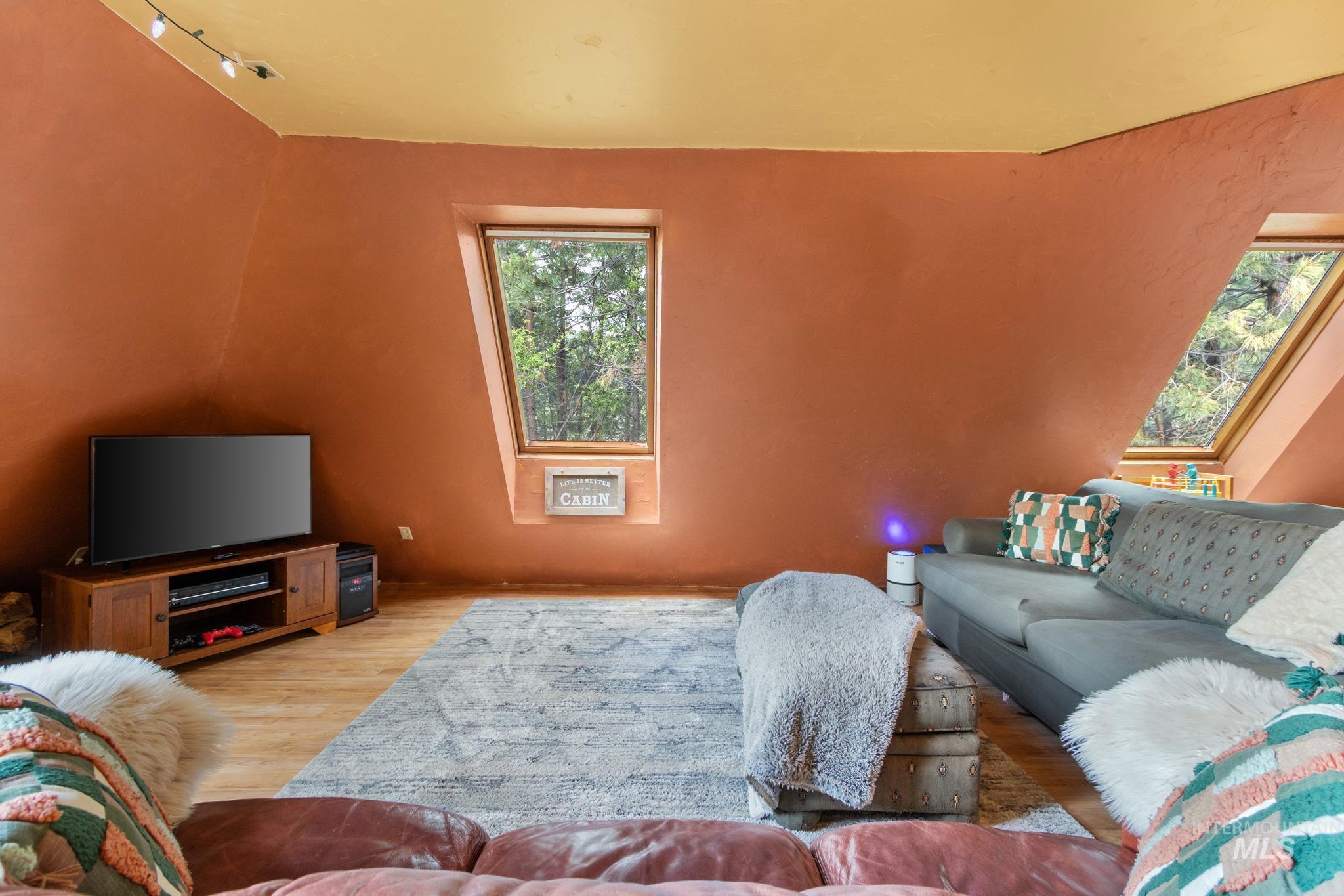 25 Park Lane Property Photo 18