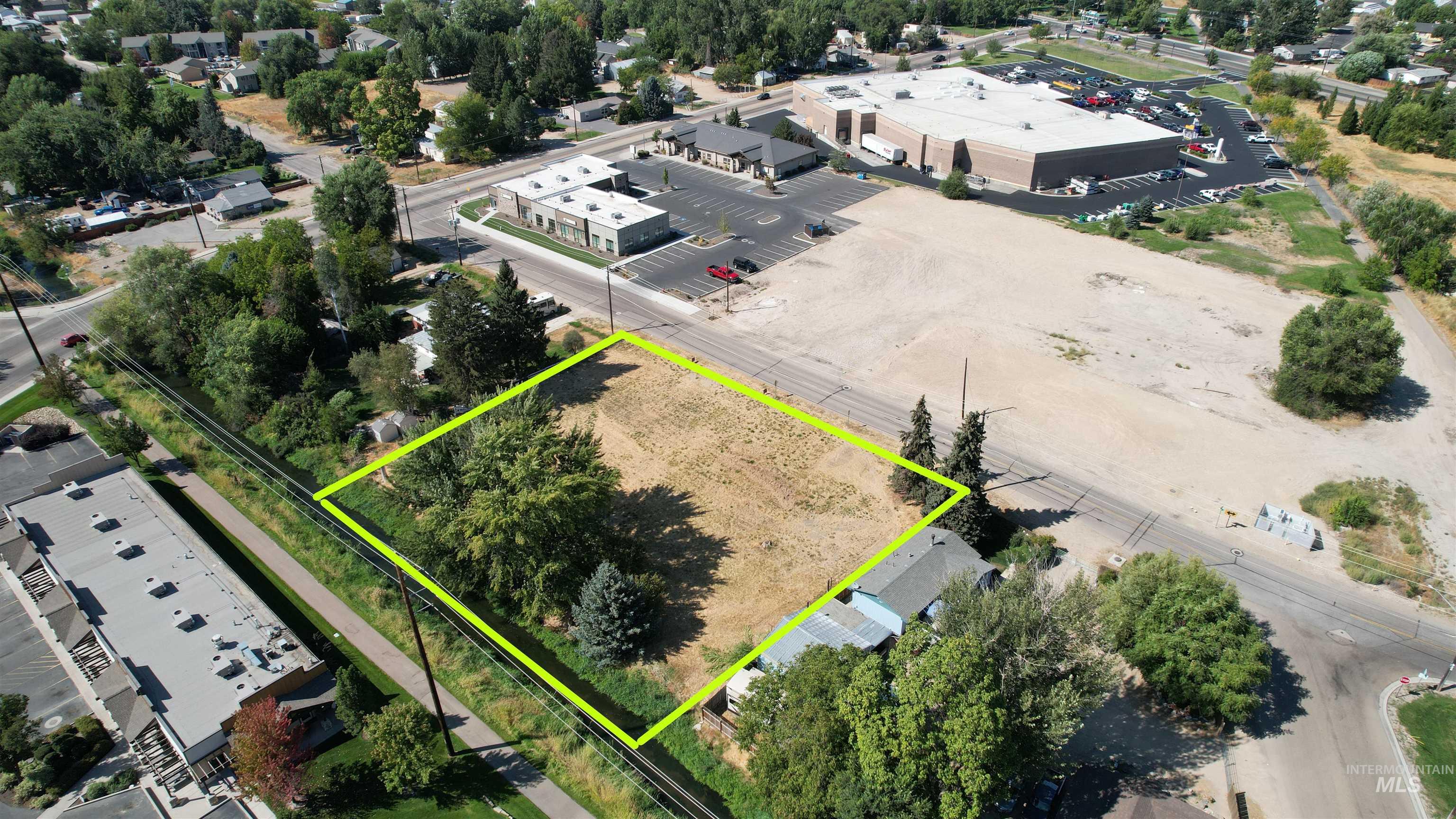 424 Boise Street Property Photo 10