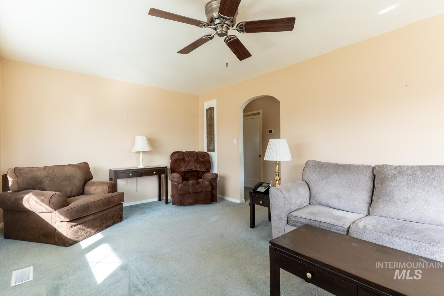 124 W Mckinley Property Photo 3