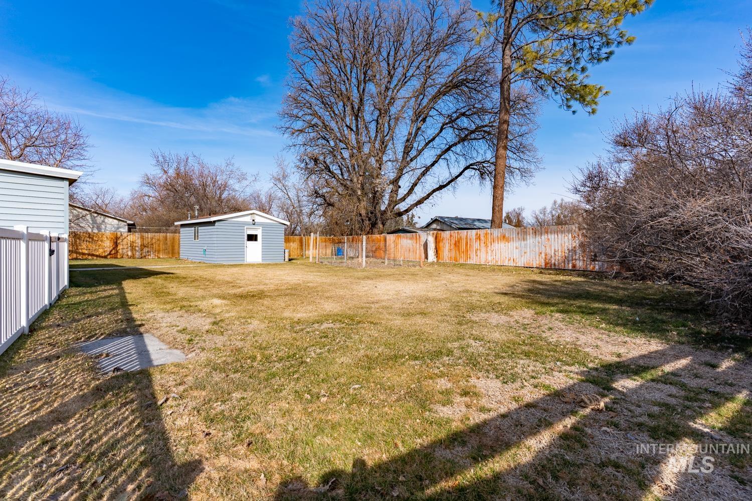 124 W Mckinley Property Photo 16
