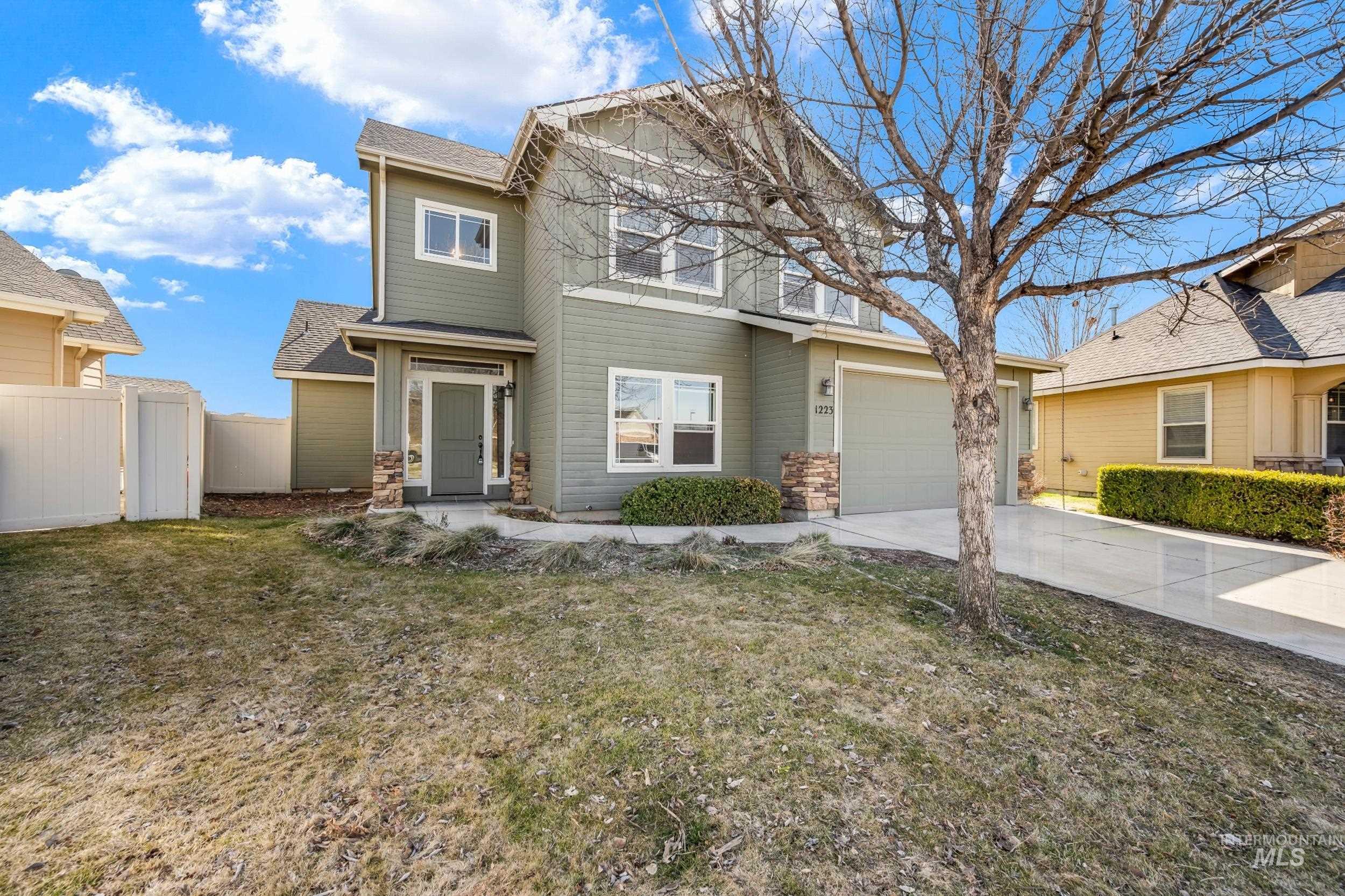 1223 W Cobblefield Court Property Photo 3