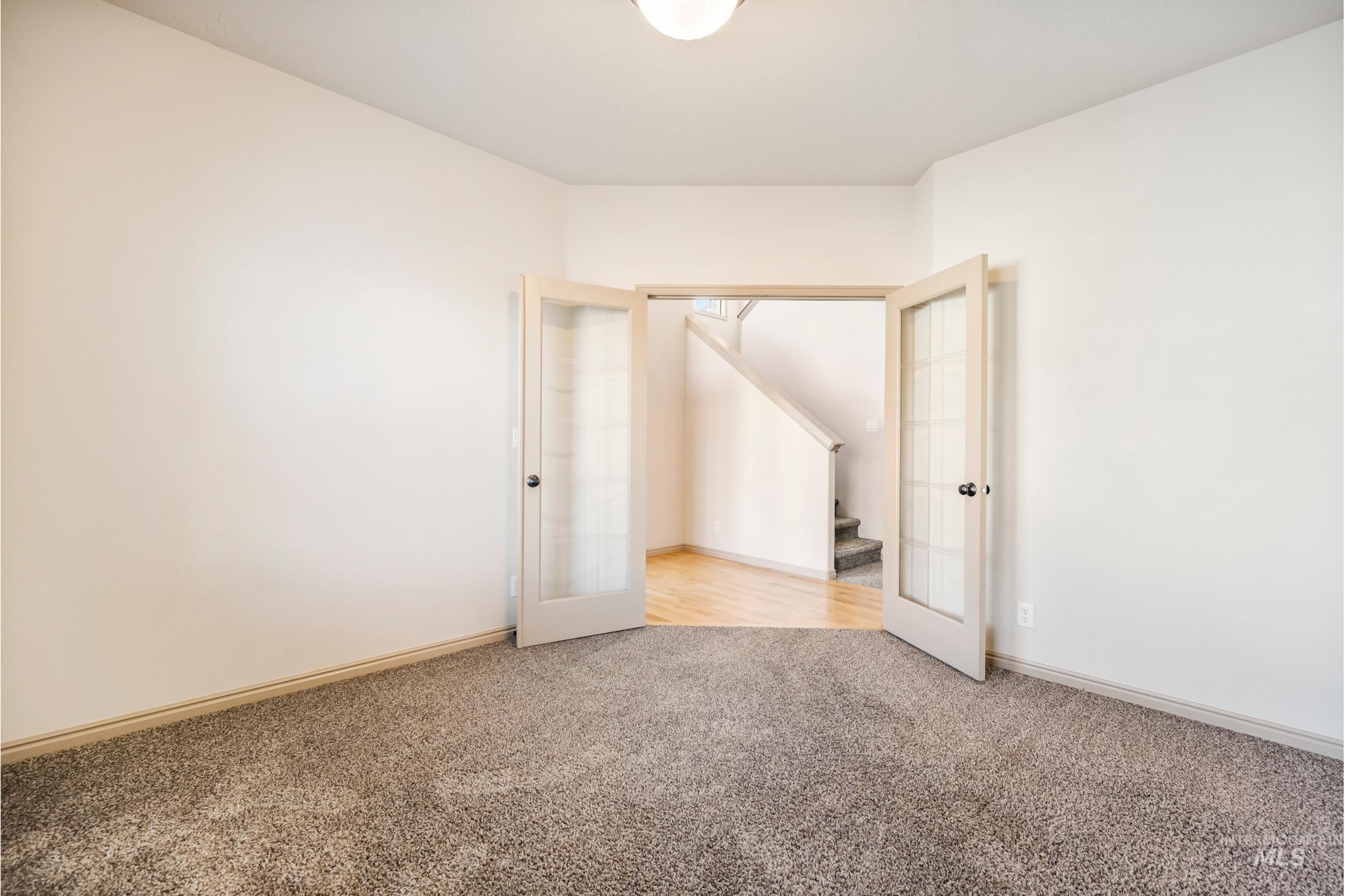 1223 W Cobblefield Court Property Photo 5
