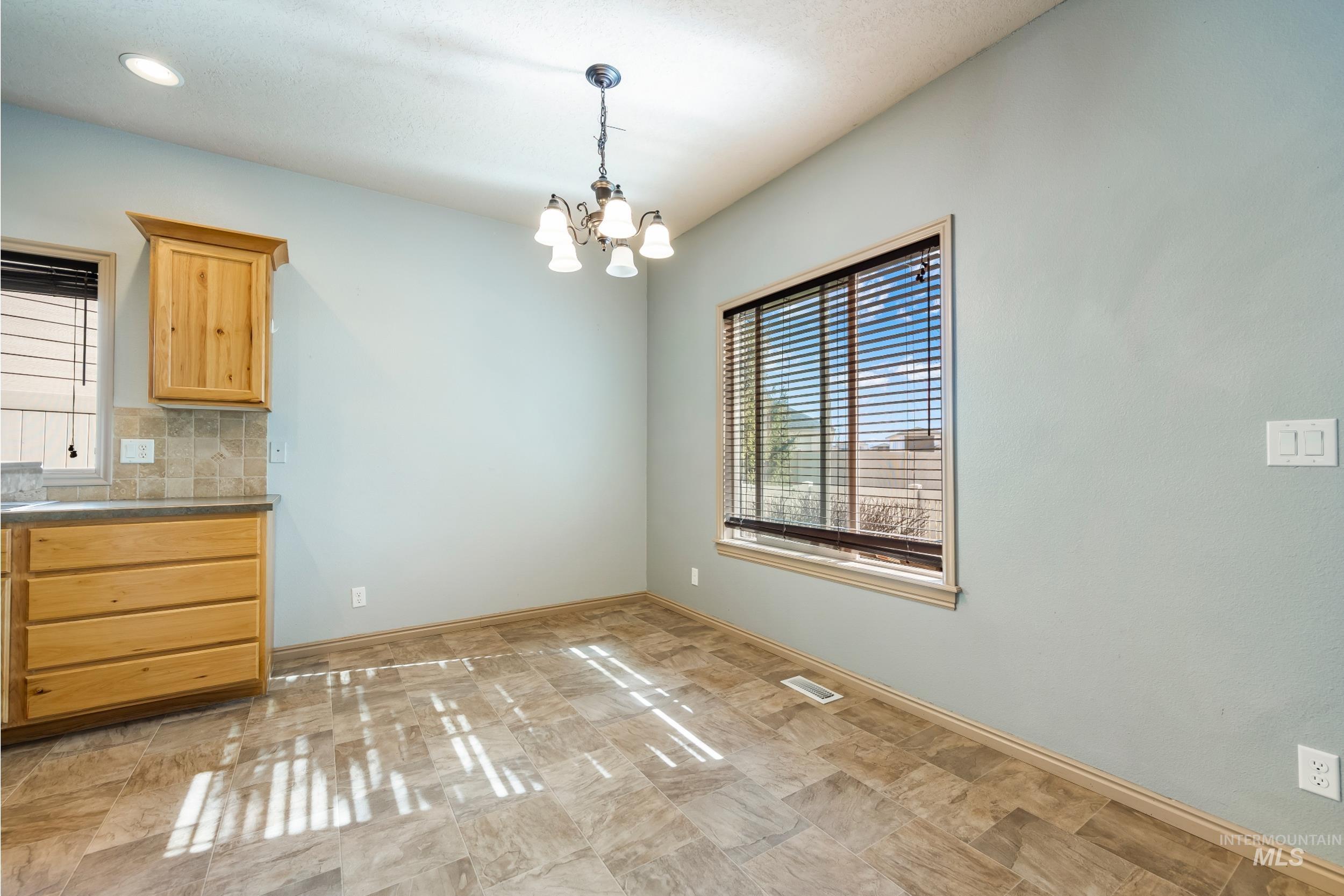 1223 W Cobblefield Court Property Photo 10