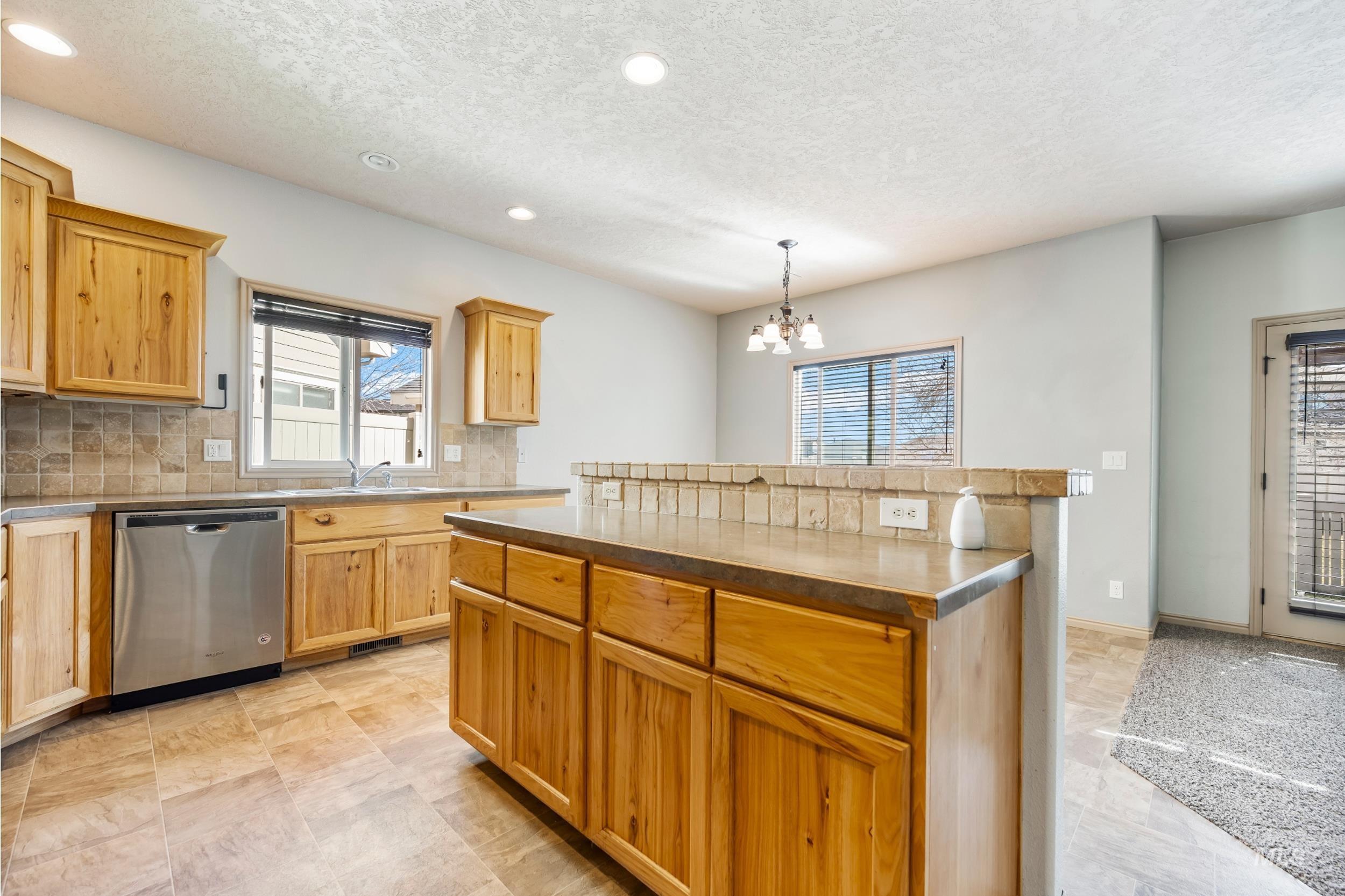 1223 W Cobblefield Court Property Photo 13