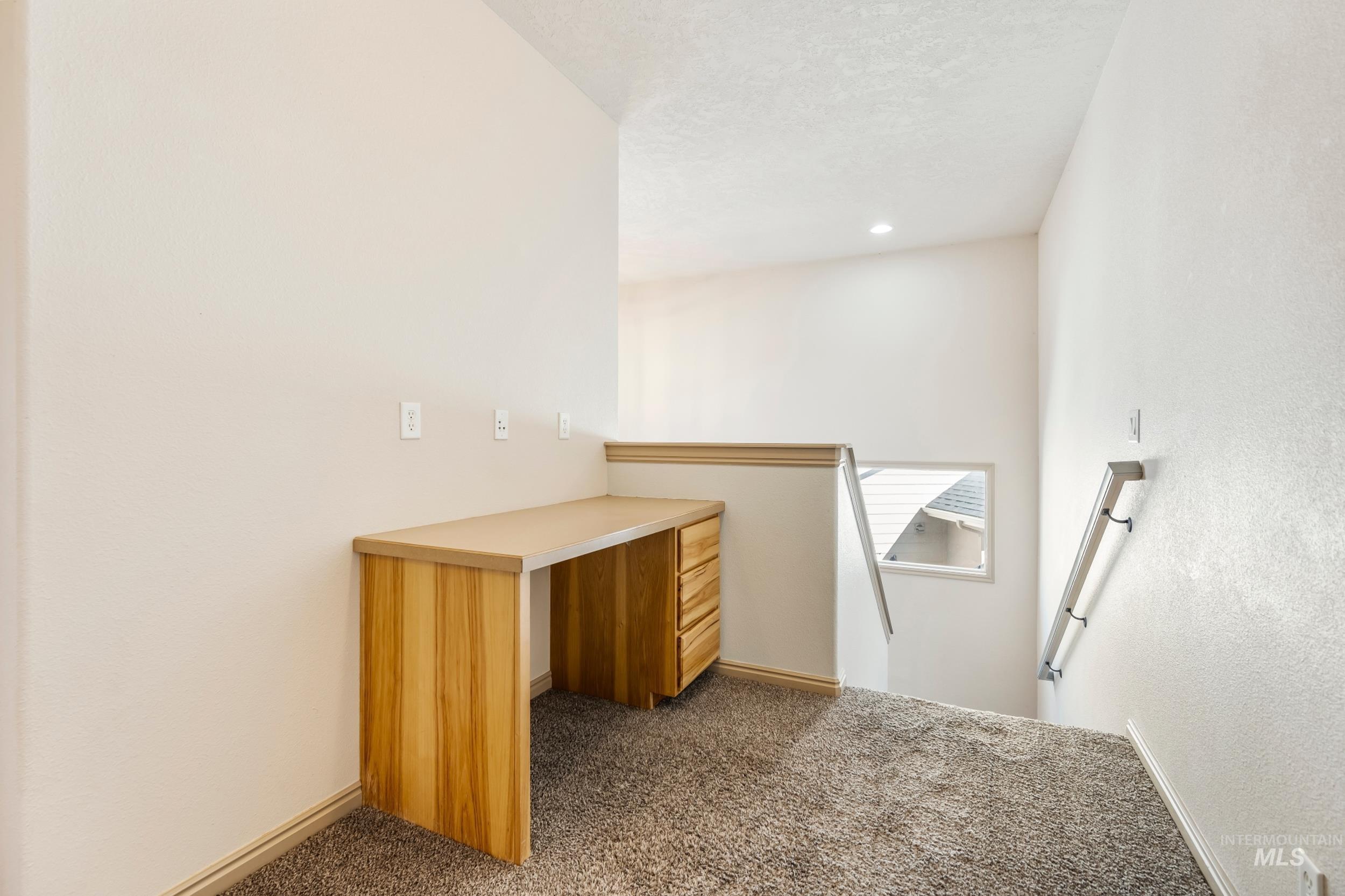 1223 W Cobblefield Court Property Photo 19