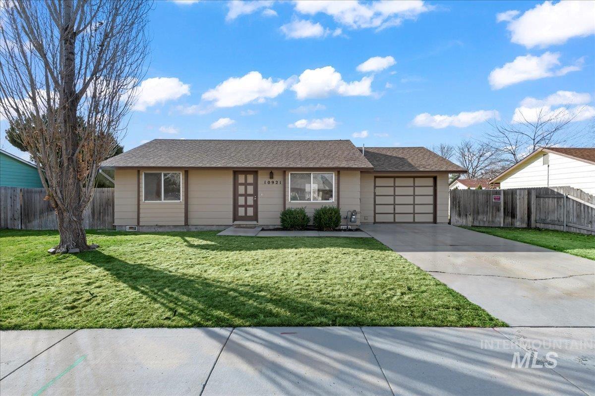 10921 W Linstock Ct. Property Photo 1