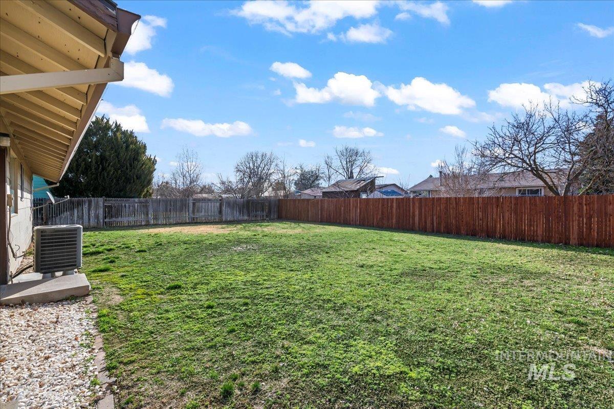 10921 W Linstock Ct. Property Photo 31
