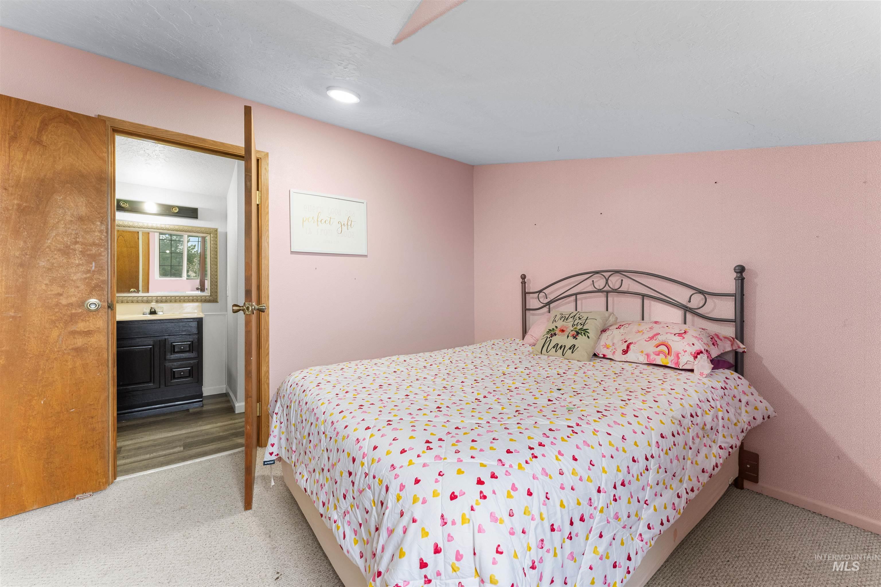 3353 Fuller Road Property Photo 28