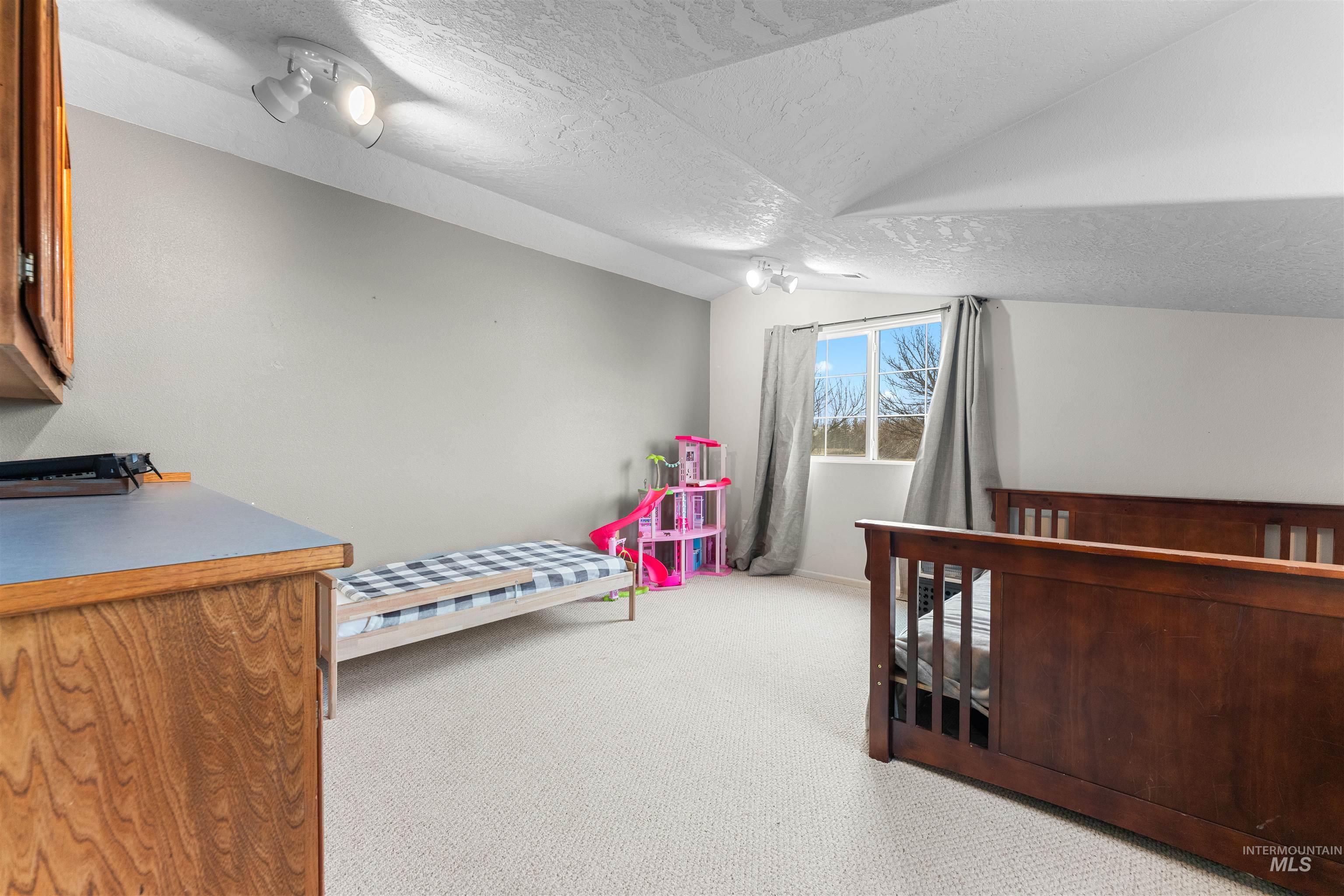 3353 Fuller Road Property Photo 30