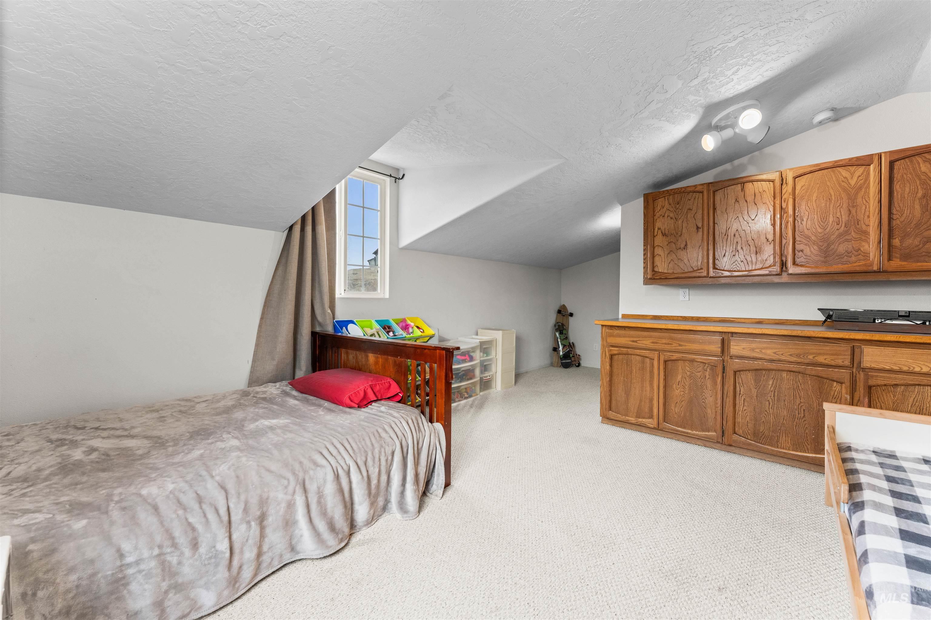3353 Fuller Road Property Photo 31