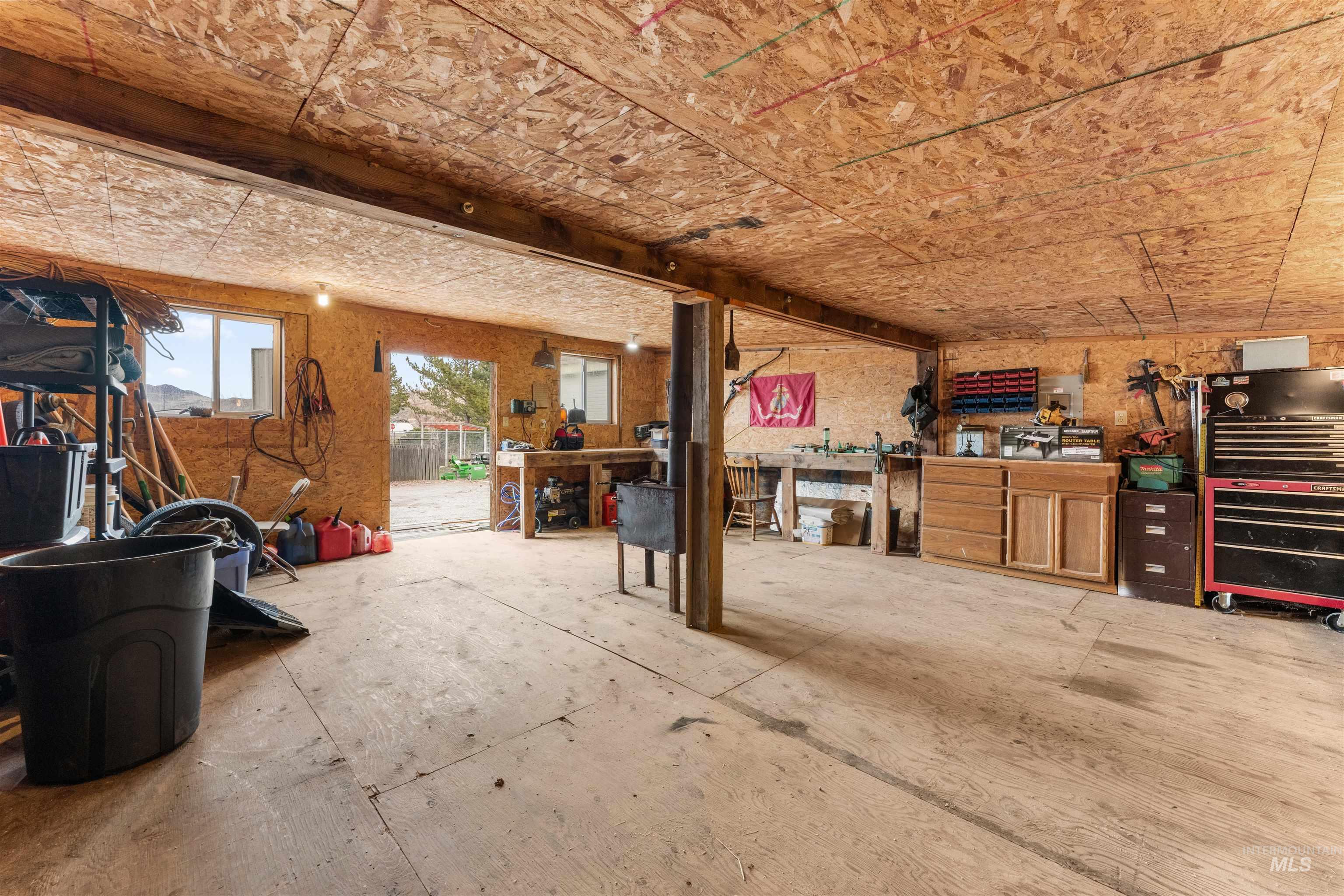 3353 Fuller Road Property Photo 33