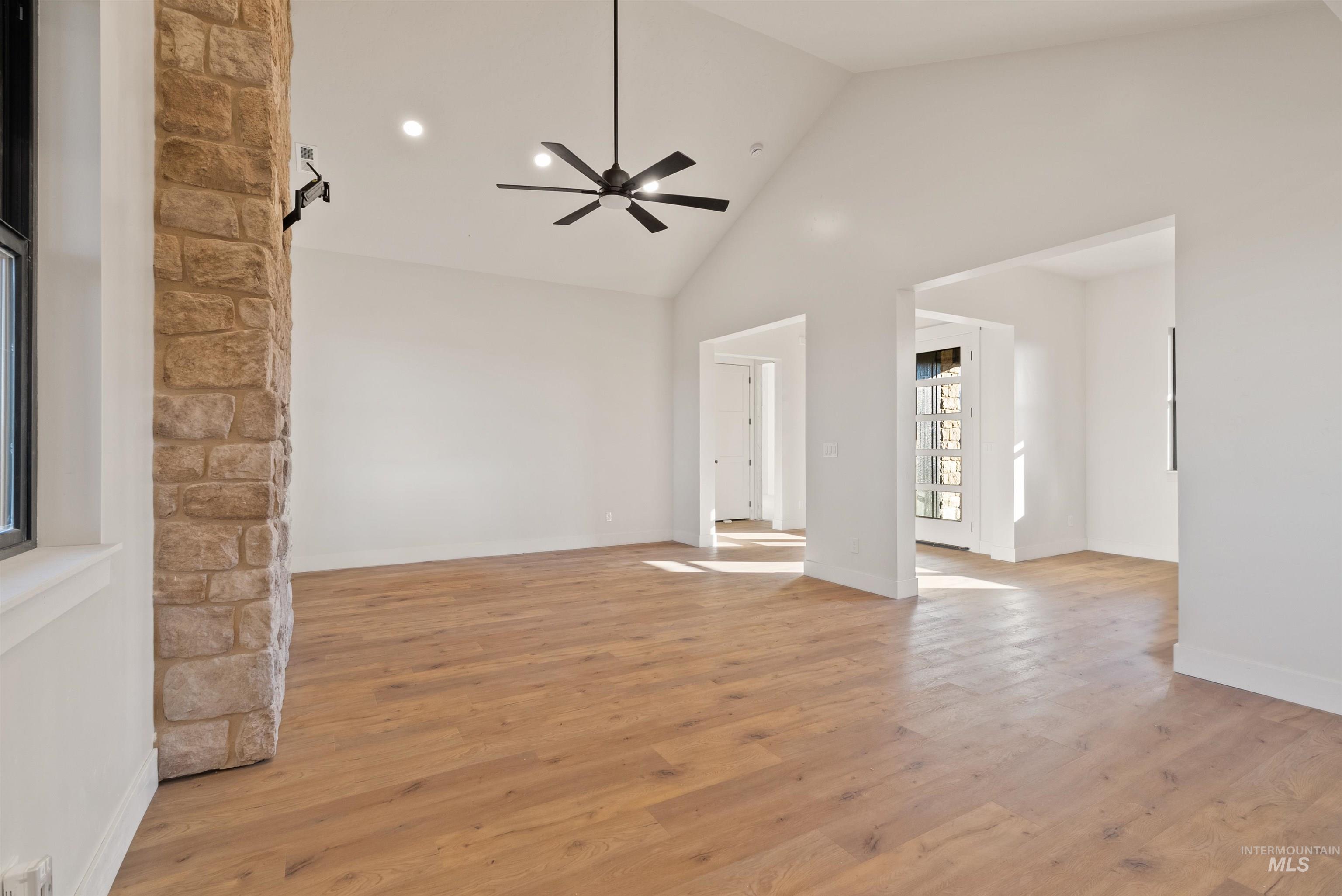 13901 Sky View Ct Property Photo 14