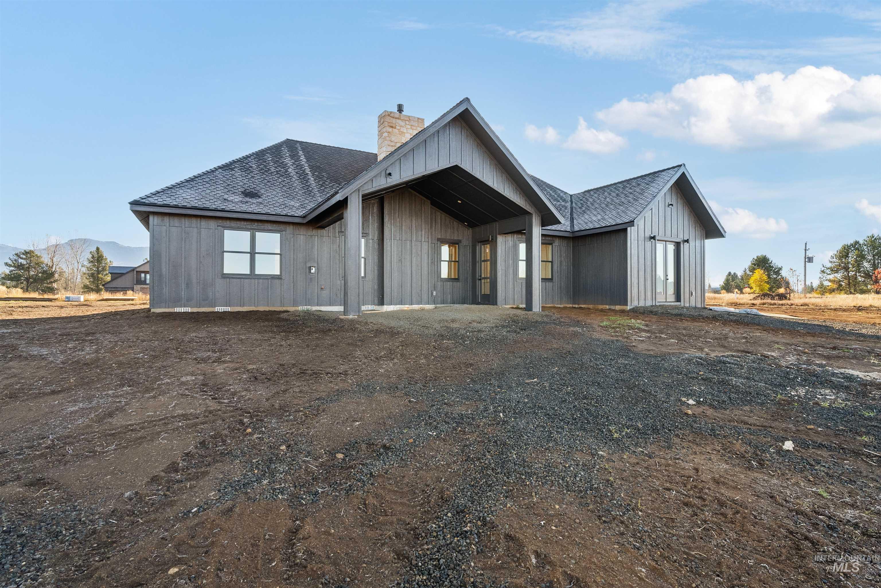 13901 Sky View Ct Property Photo 28
