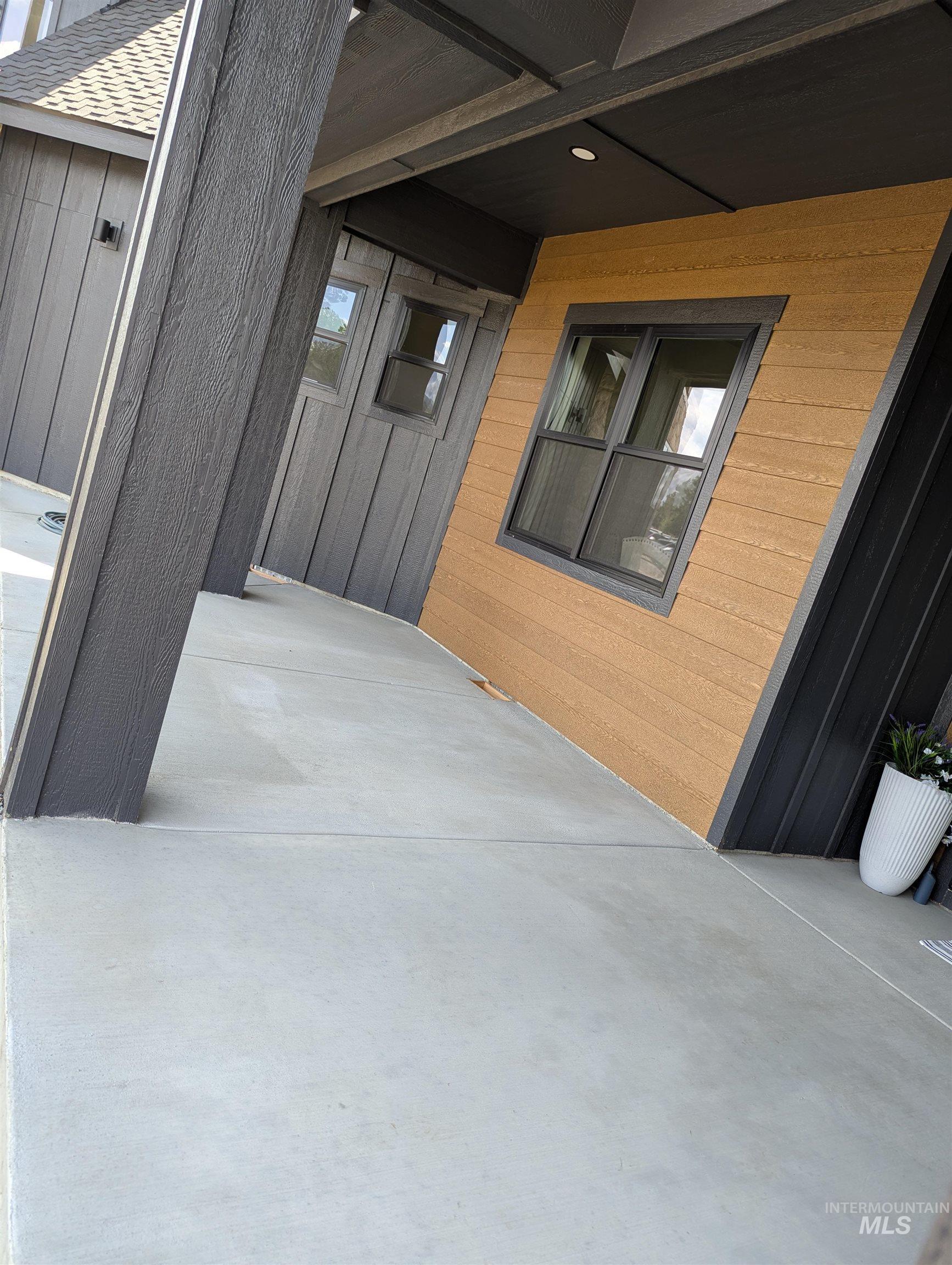 13901 Sky View Ct Property Photo 36