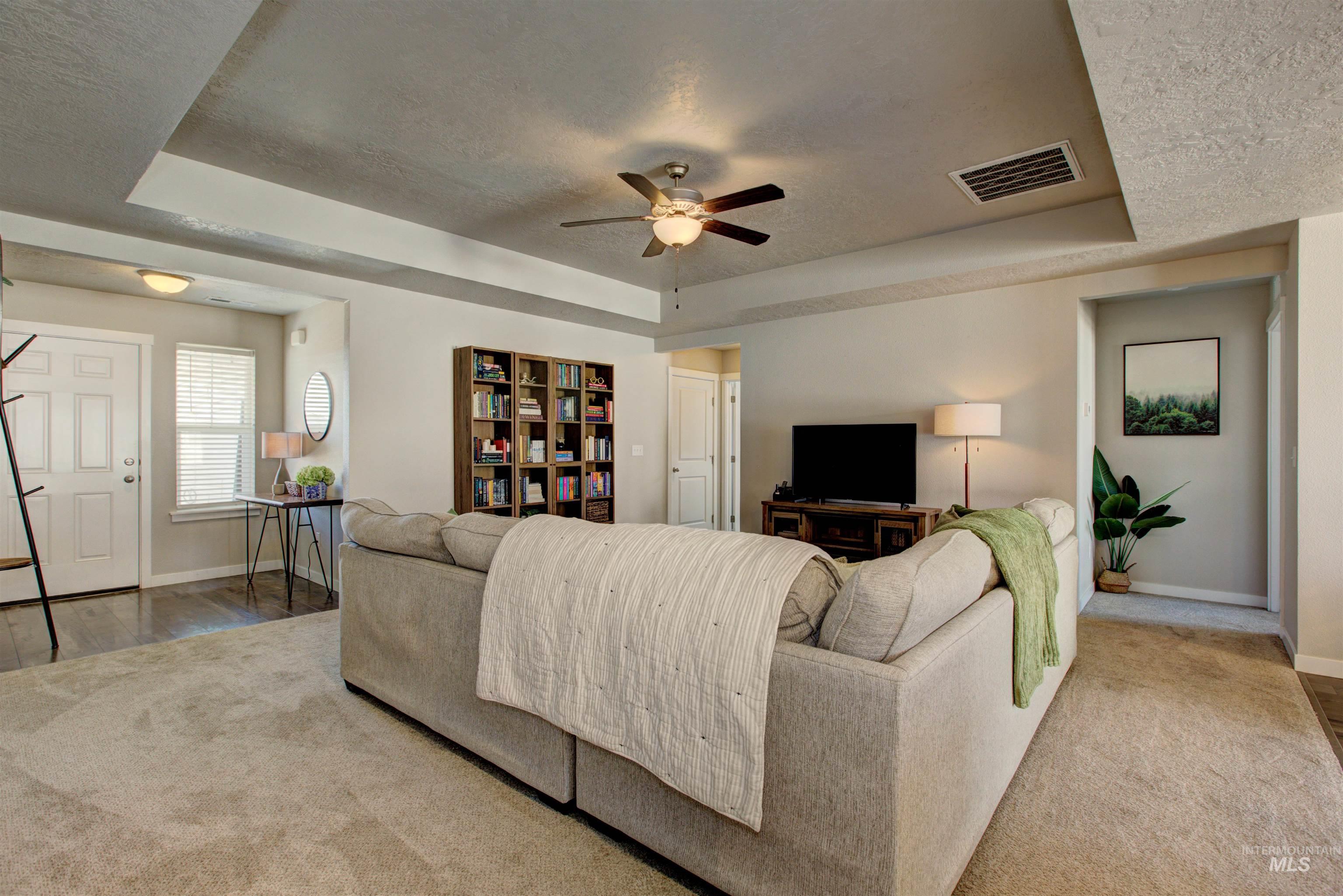12622 Brun St. Property Photo 9