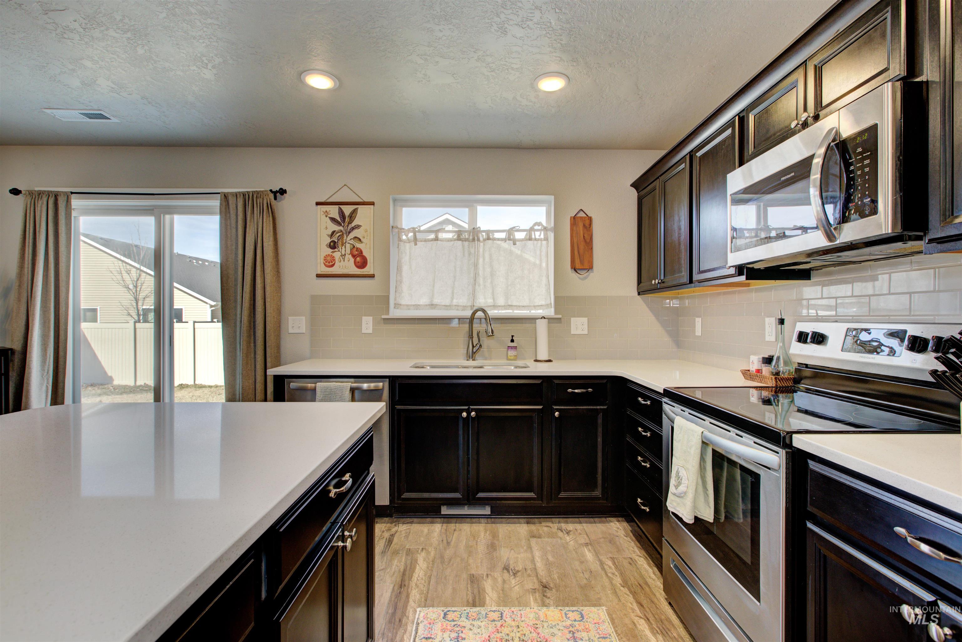 12622 Brun St. Property Photo 15