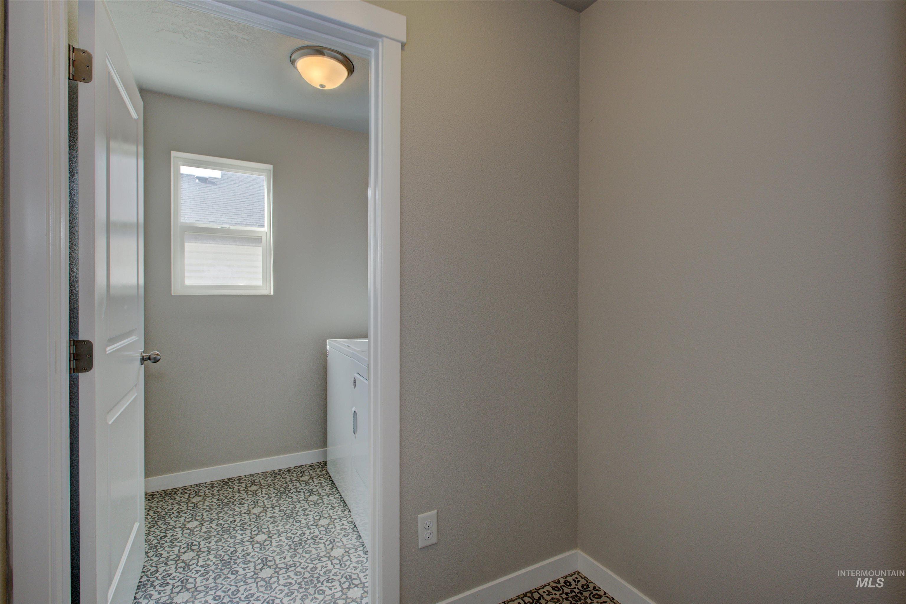 12622 Brun St. Property Photo 27