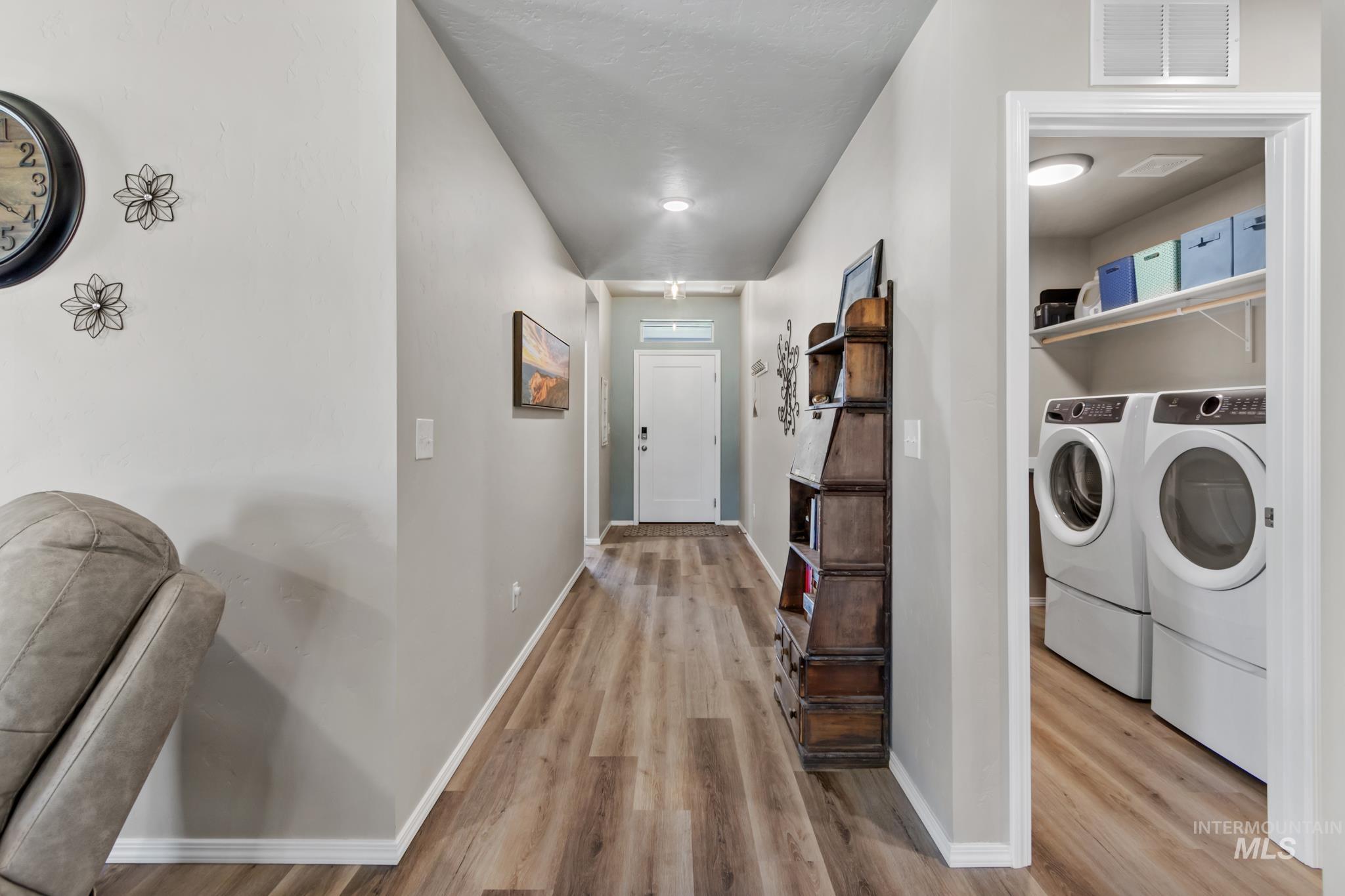 309 Black Onyx Ave Property Photo 12