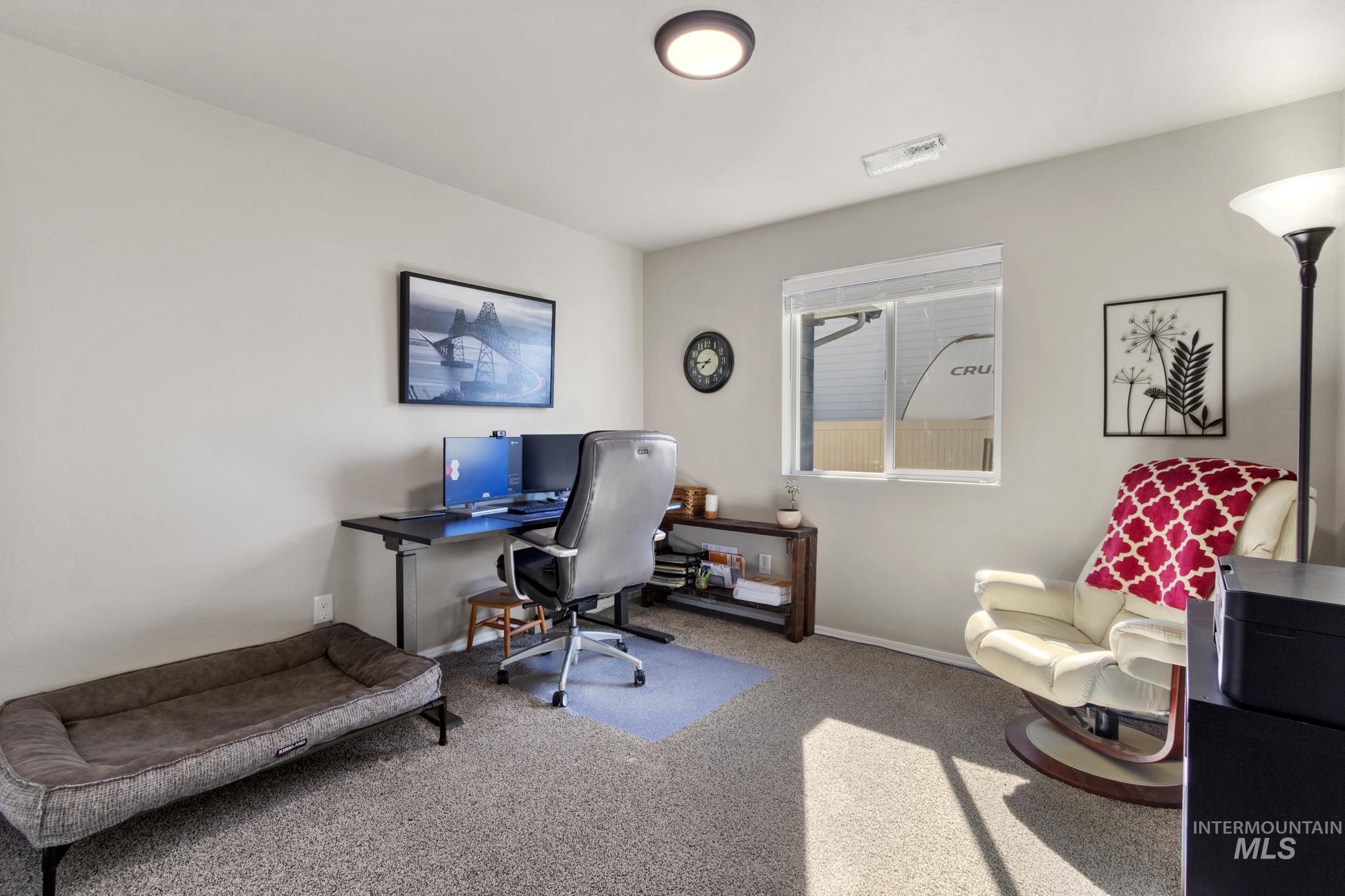 309 Black Onyx Ave Property Photo 14