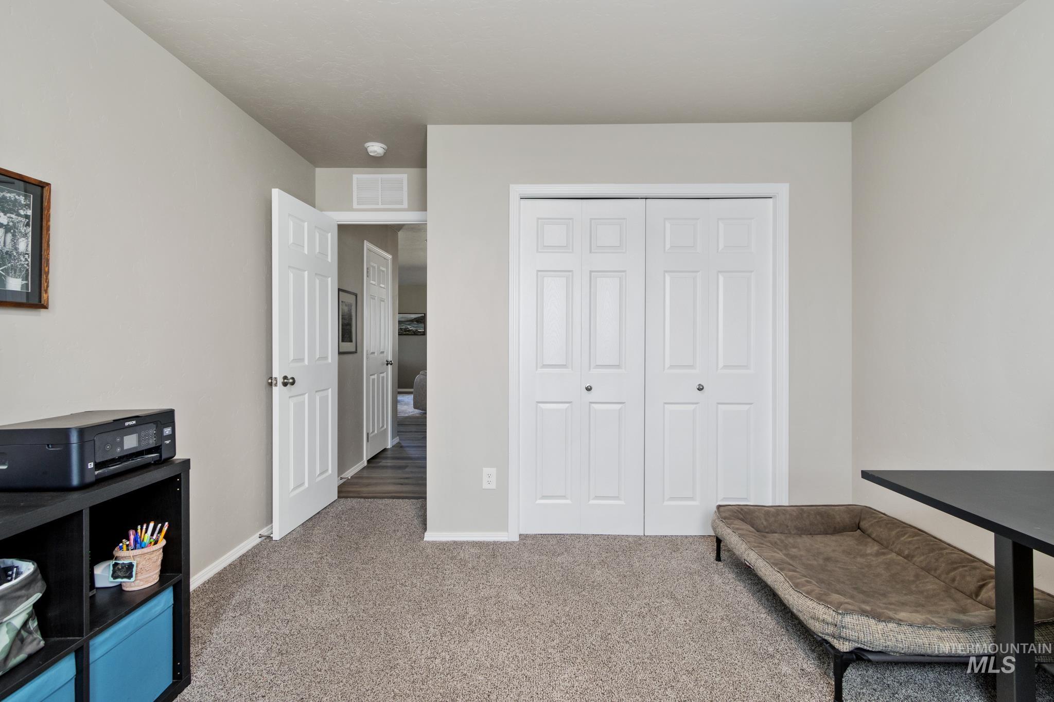 309 Black Onyx Ave Property Photo 15