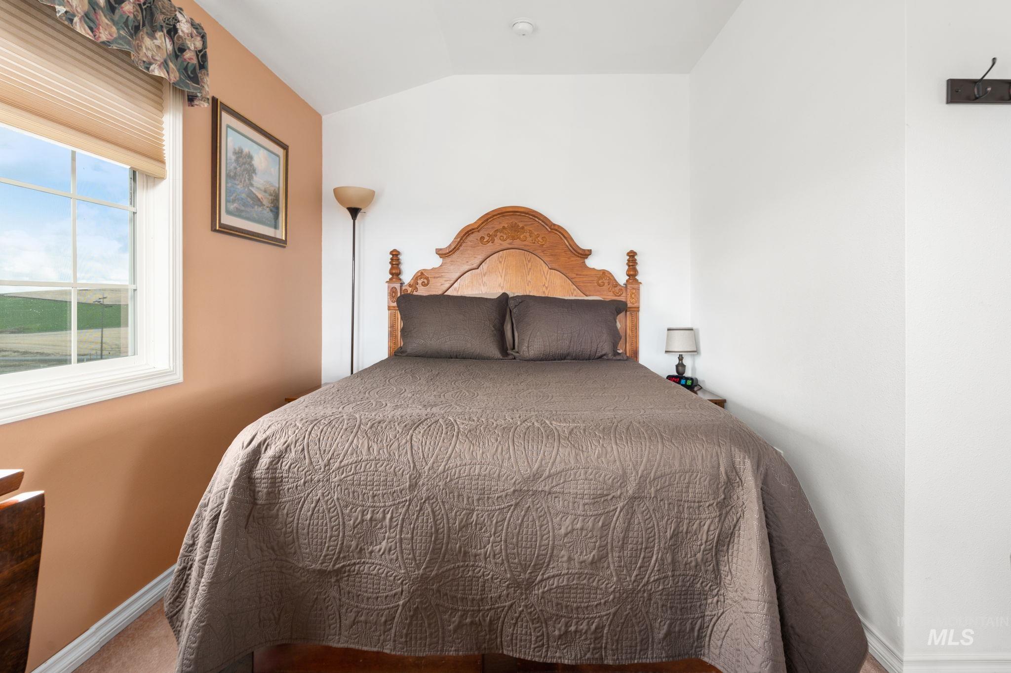110 Seubert Heights Drive Property Photo 12