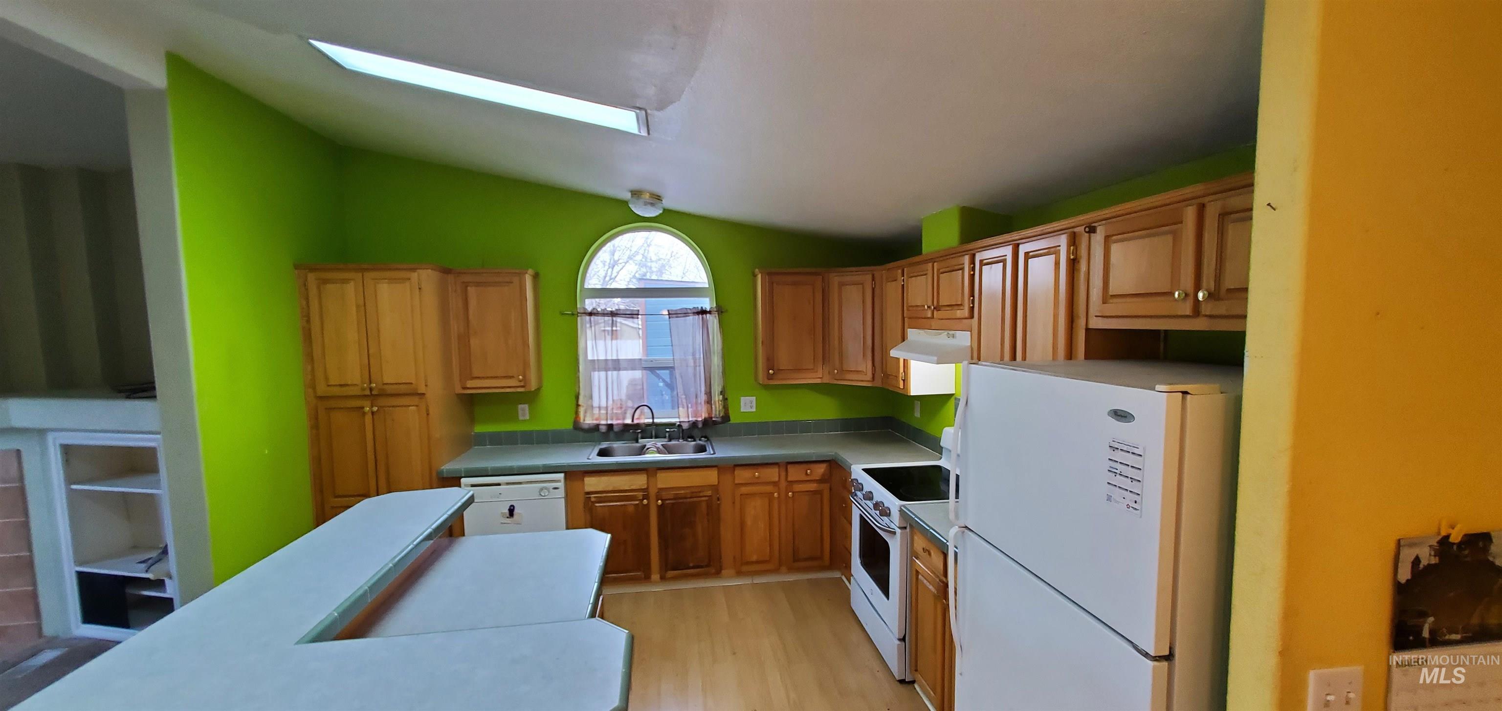 119 E Ithaca St Property Photo 10