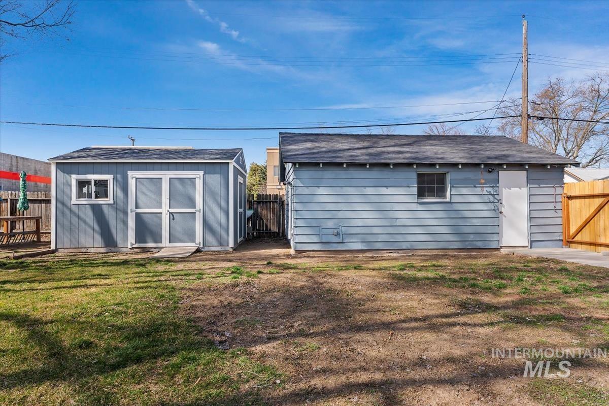 120 Mead St Property Photo 32