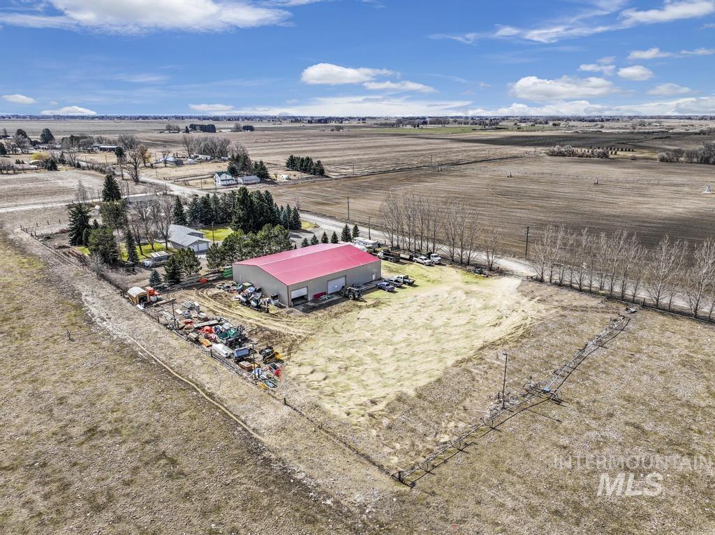 360 N 100 E Property Photo 4