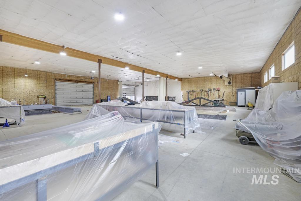 360 N 100 E Property Photo 18