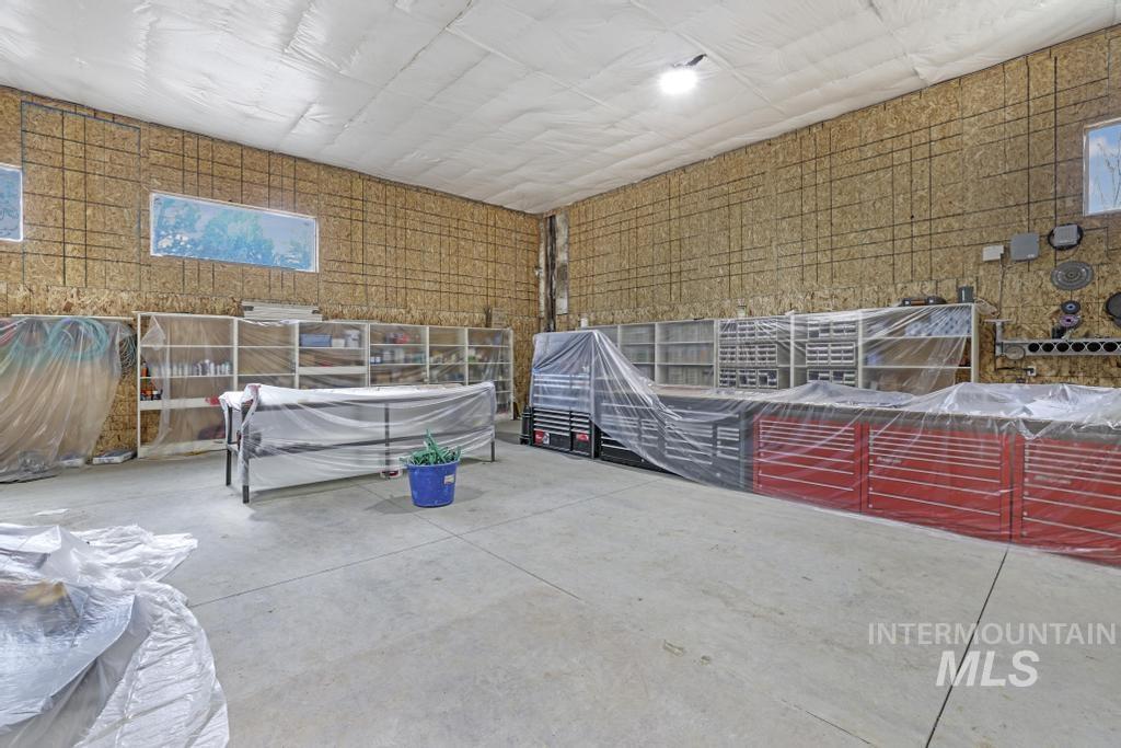 360 N 100 E Property Photo 19