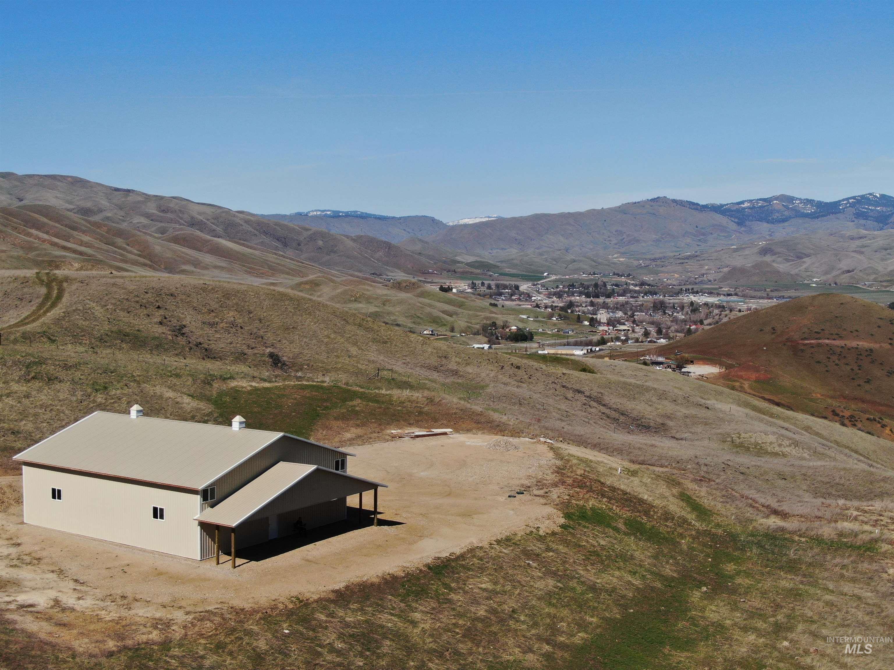 227 Old Highway 55 Property Photo 1