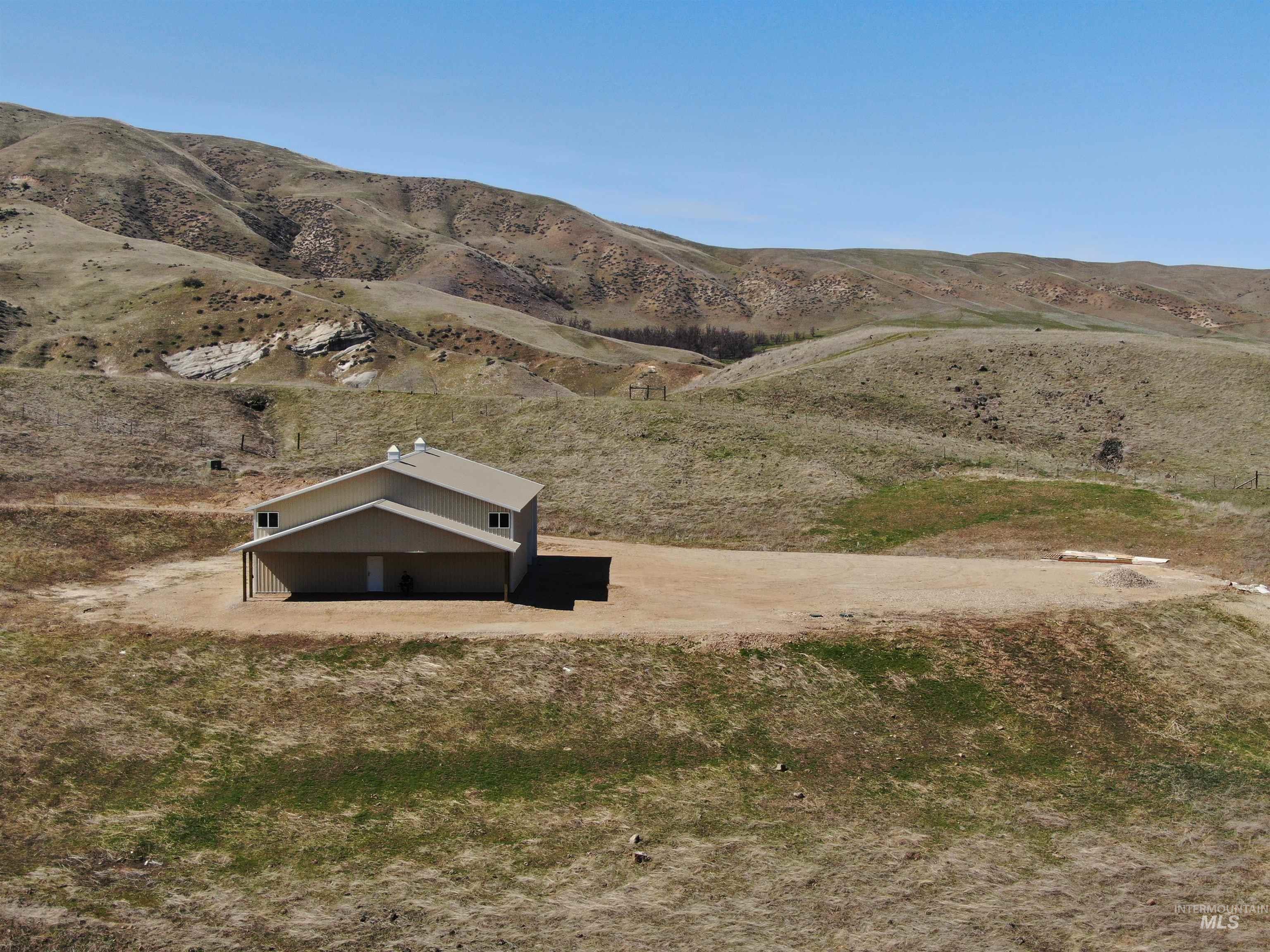 227 Old Highway 55 Property Photo 3