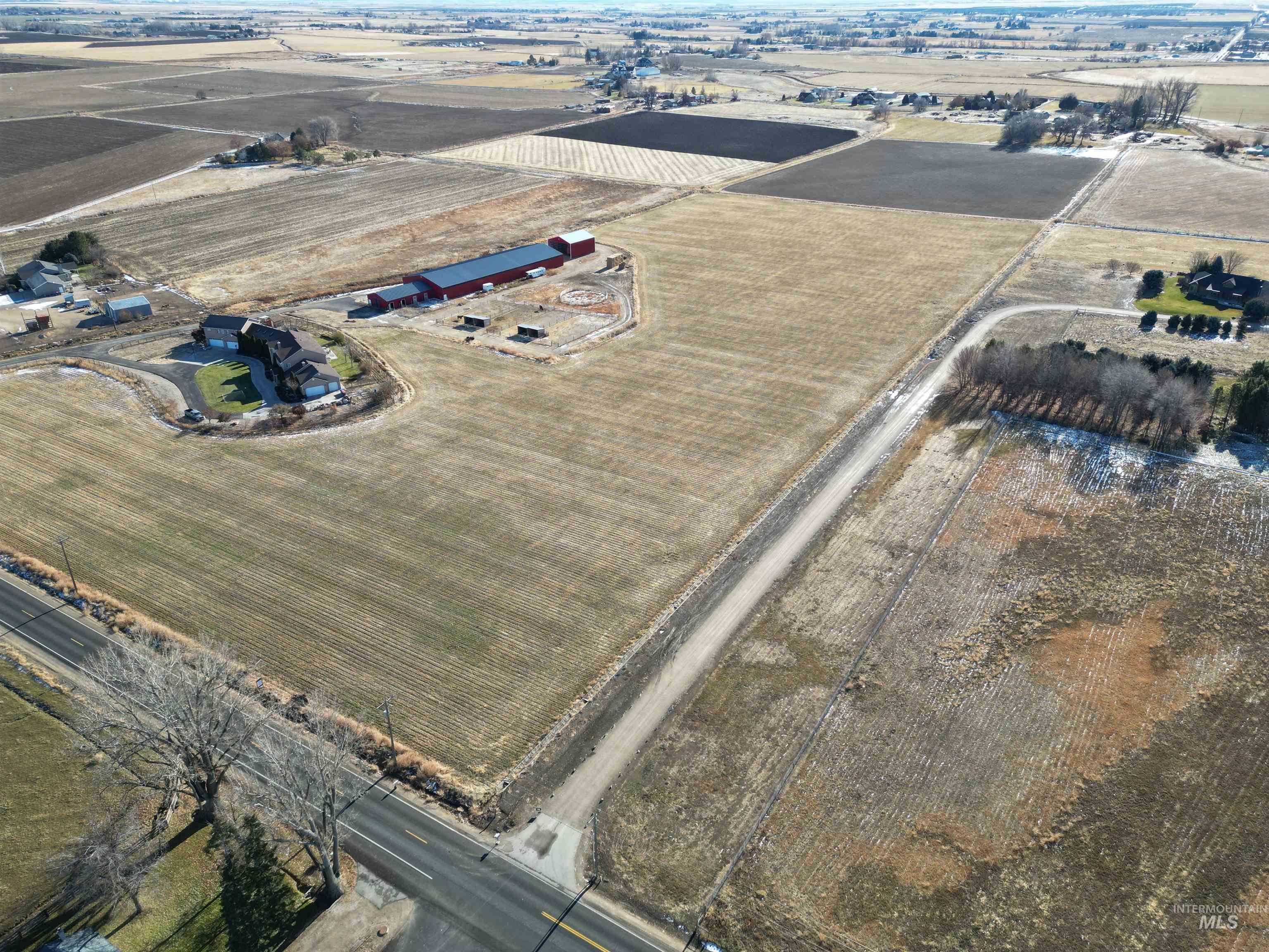 000 Deer Flat Road Property Photo